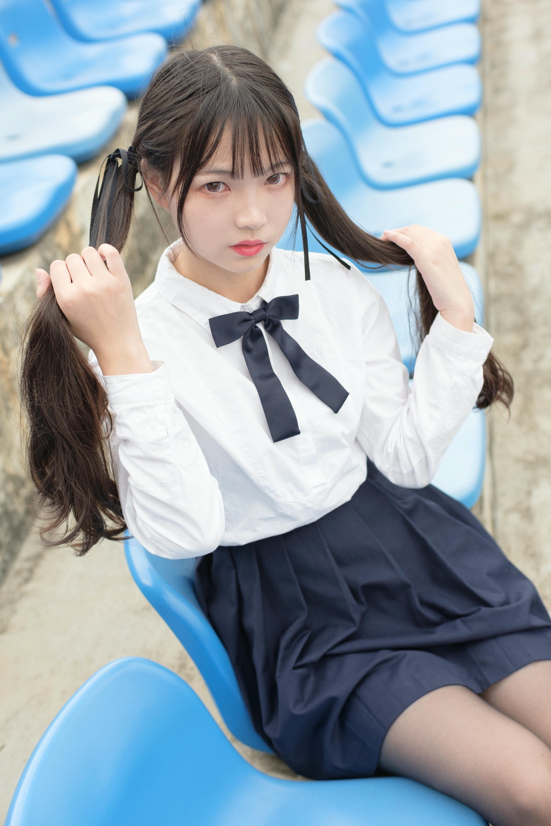 森萝财团 SSR-009 户外黑丝学妹 [83P-841MB]_第1集