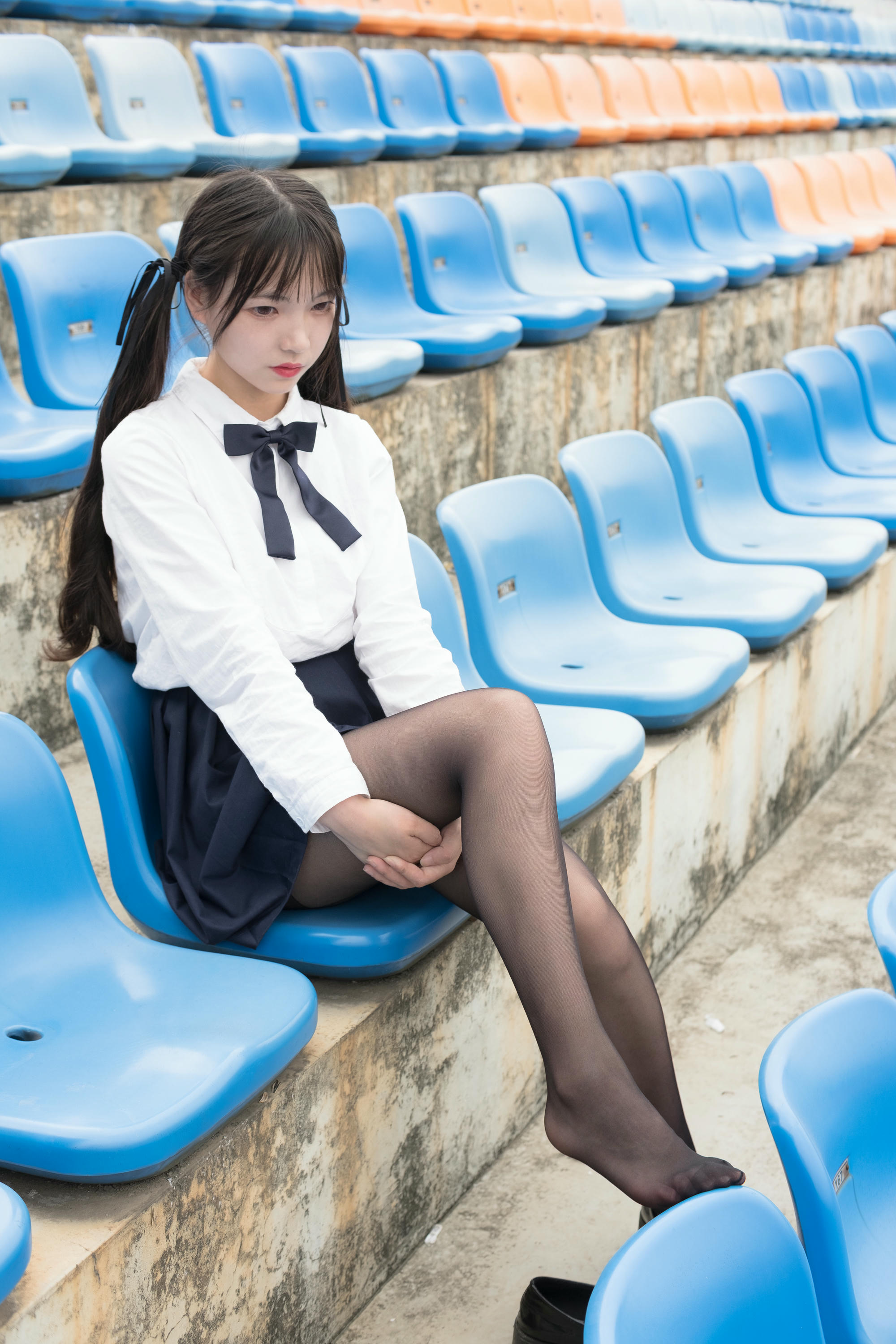 森萝财团 SSR-009 户外黑丝学妹 [83P-841MB]_第1集