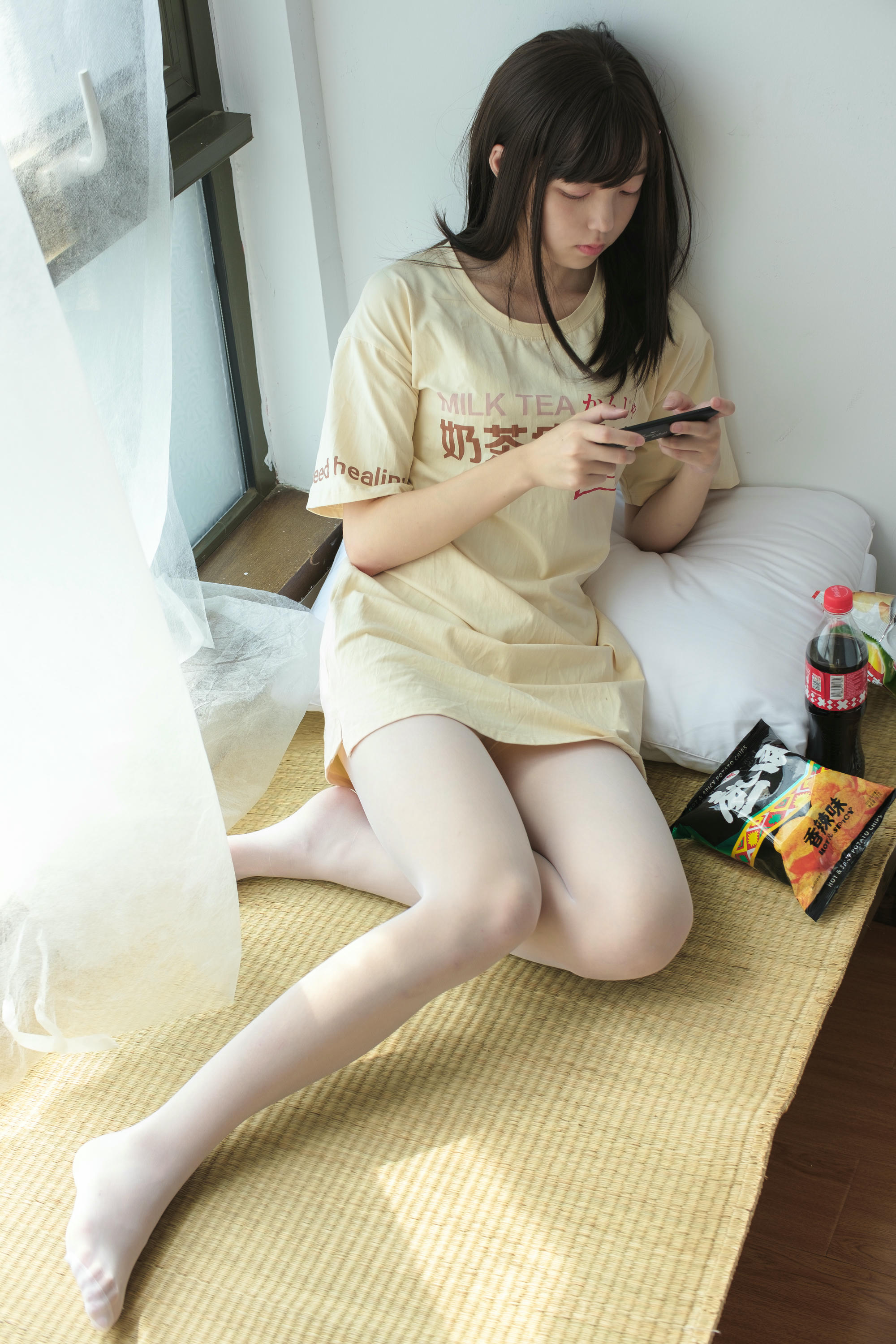 森萝财团 SSR-010 凉席上的白丝美足少女 [88P-978MB]_第4集