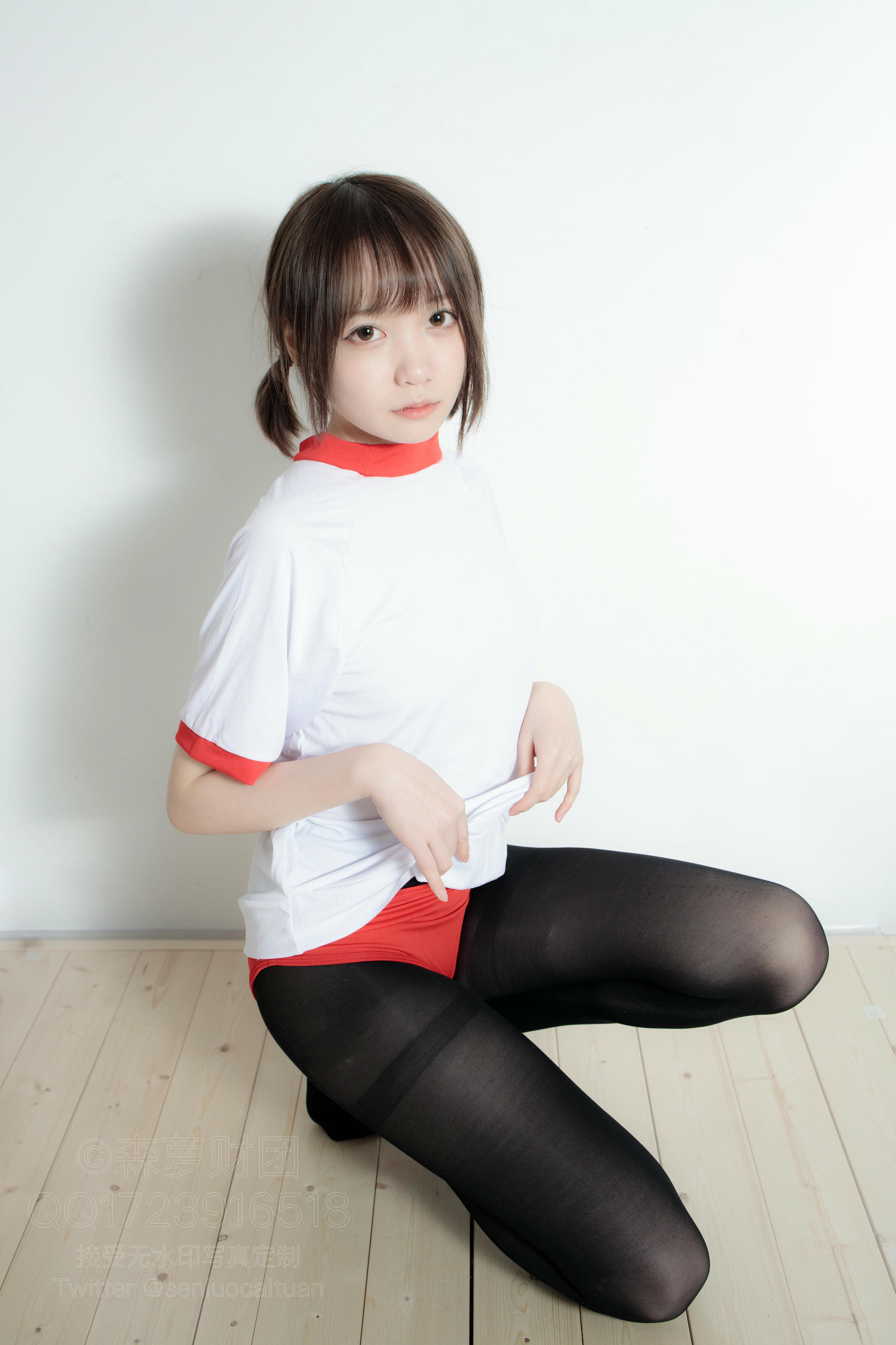 森萝财团 WTMSB-001 红色布鲁马50D黑丝 [149P1V-2.27GB]_第1集