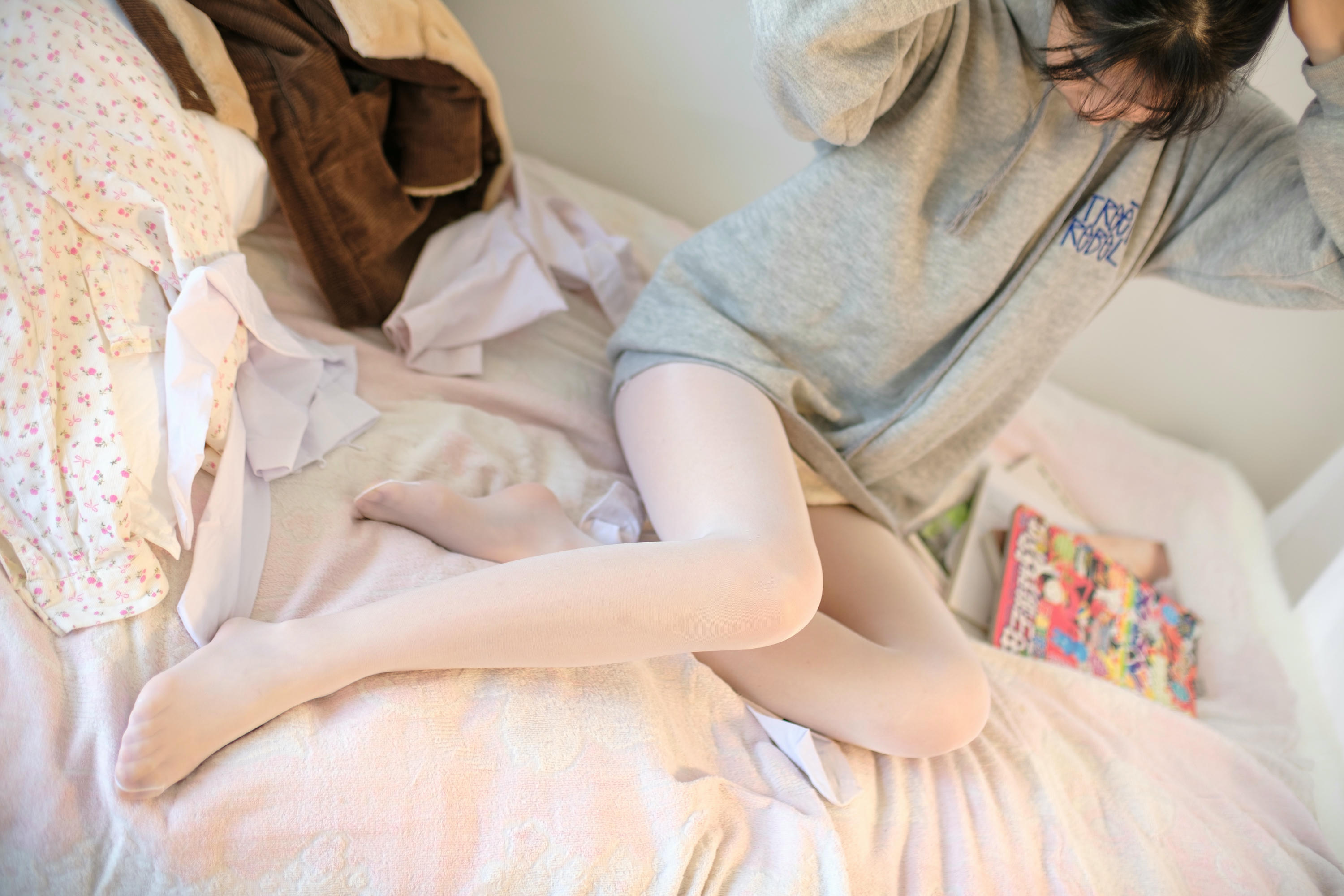 森萝财团 X-003 少女的肉丝诱惑 [149P1V-1.86GB]_第4集