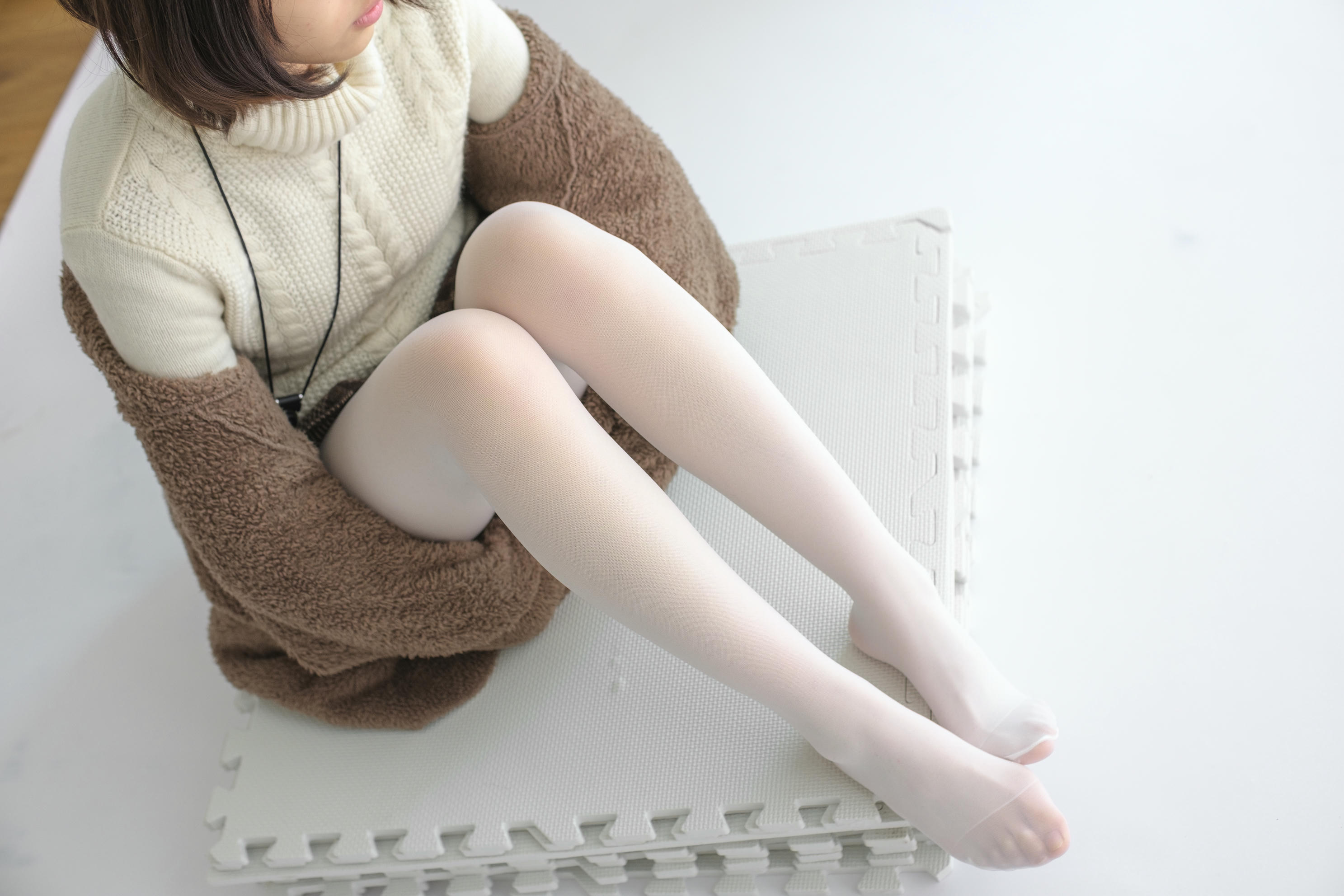 森萝财团 X-006 忧郁白丝 [99P1V-1.65GB]_第2集