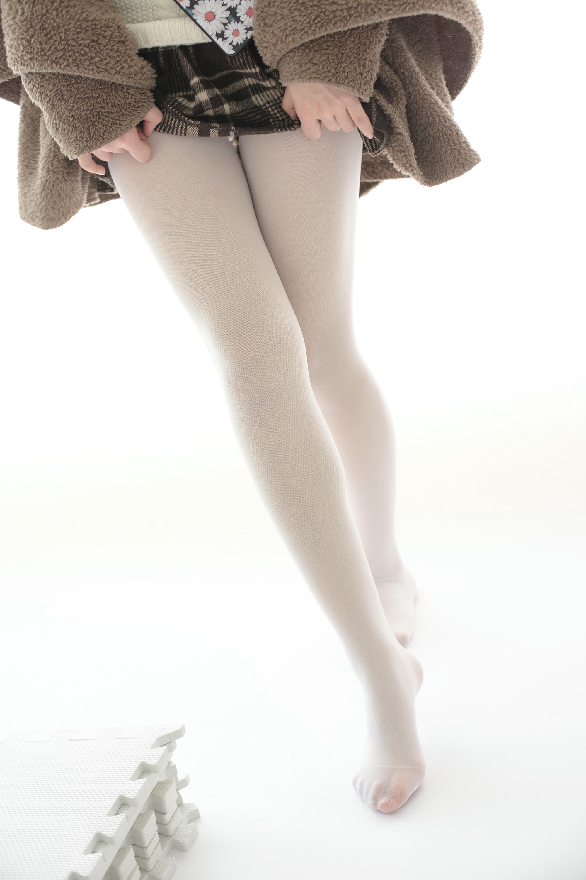 森萝财团 X-006 忧郁白丝 [99P1V-1.65GB]_第2集