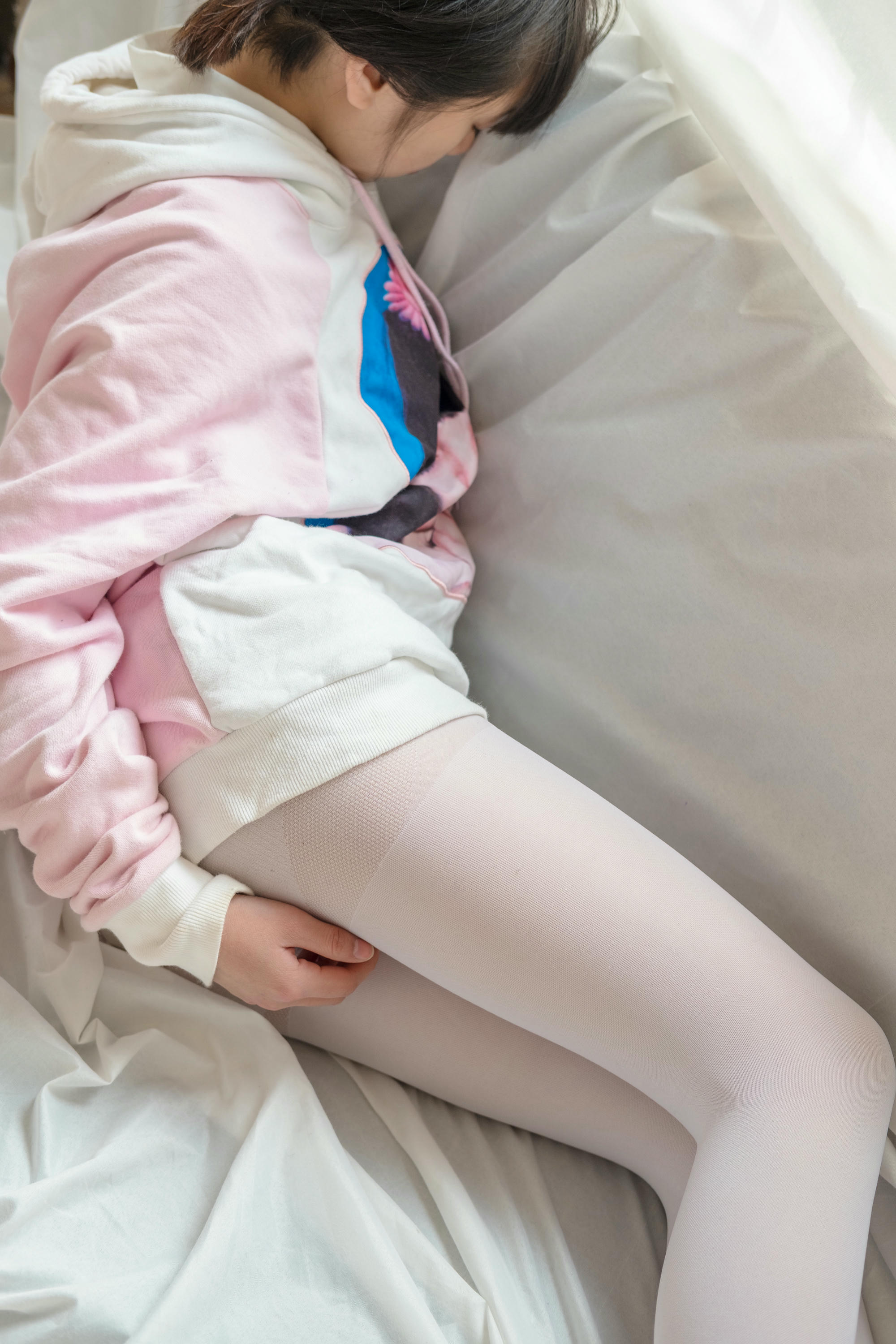 森萝财团 X-009 粉嫩粉嫩的丝秀 [120P1V-1.49GB]_第4集
