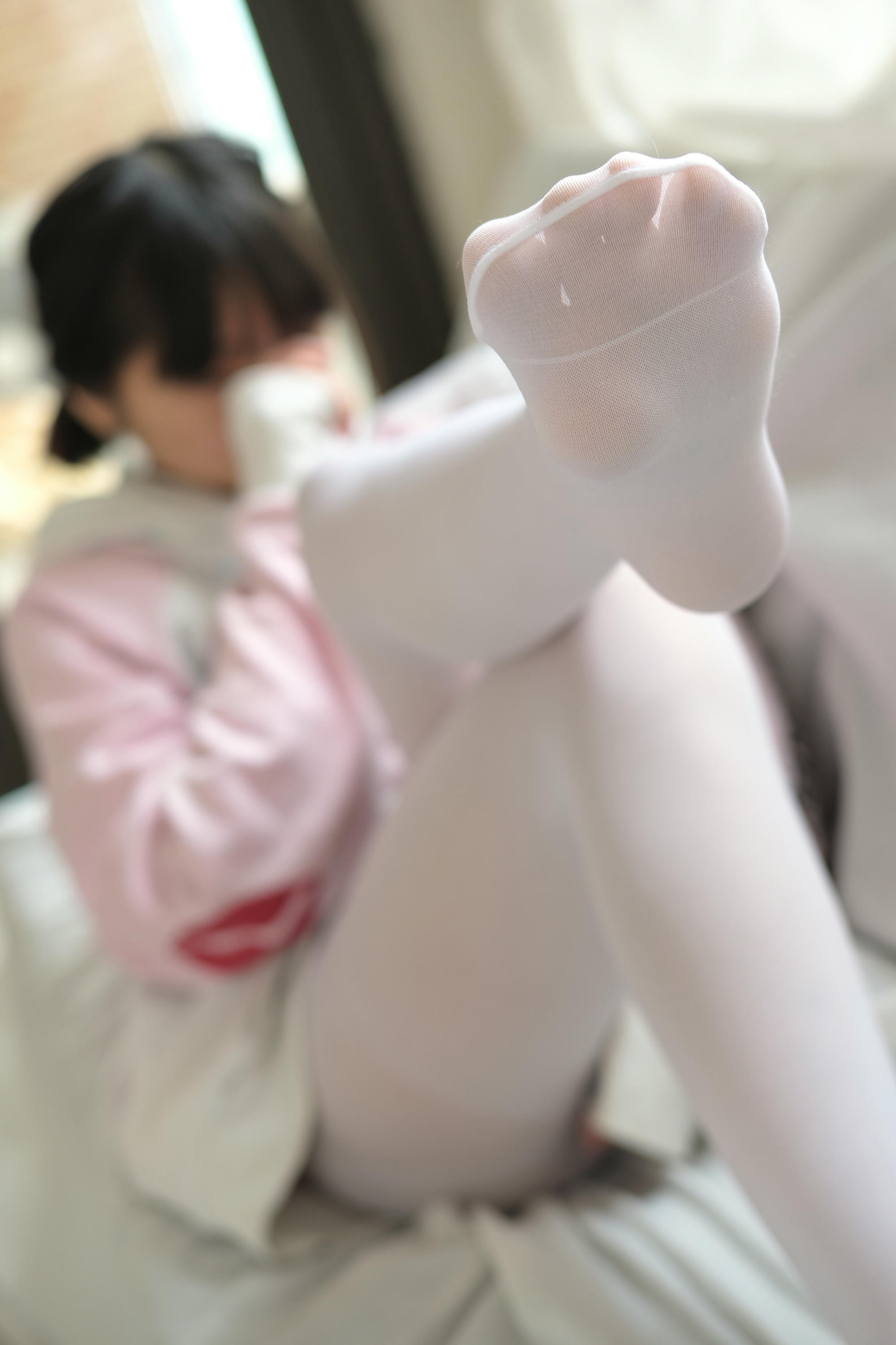 森萝财团 X-009 粉嫩粉嫩的丝秀 [120P1V-1.49GB]_第5集