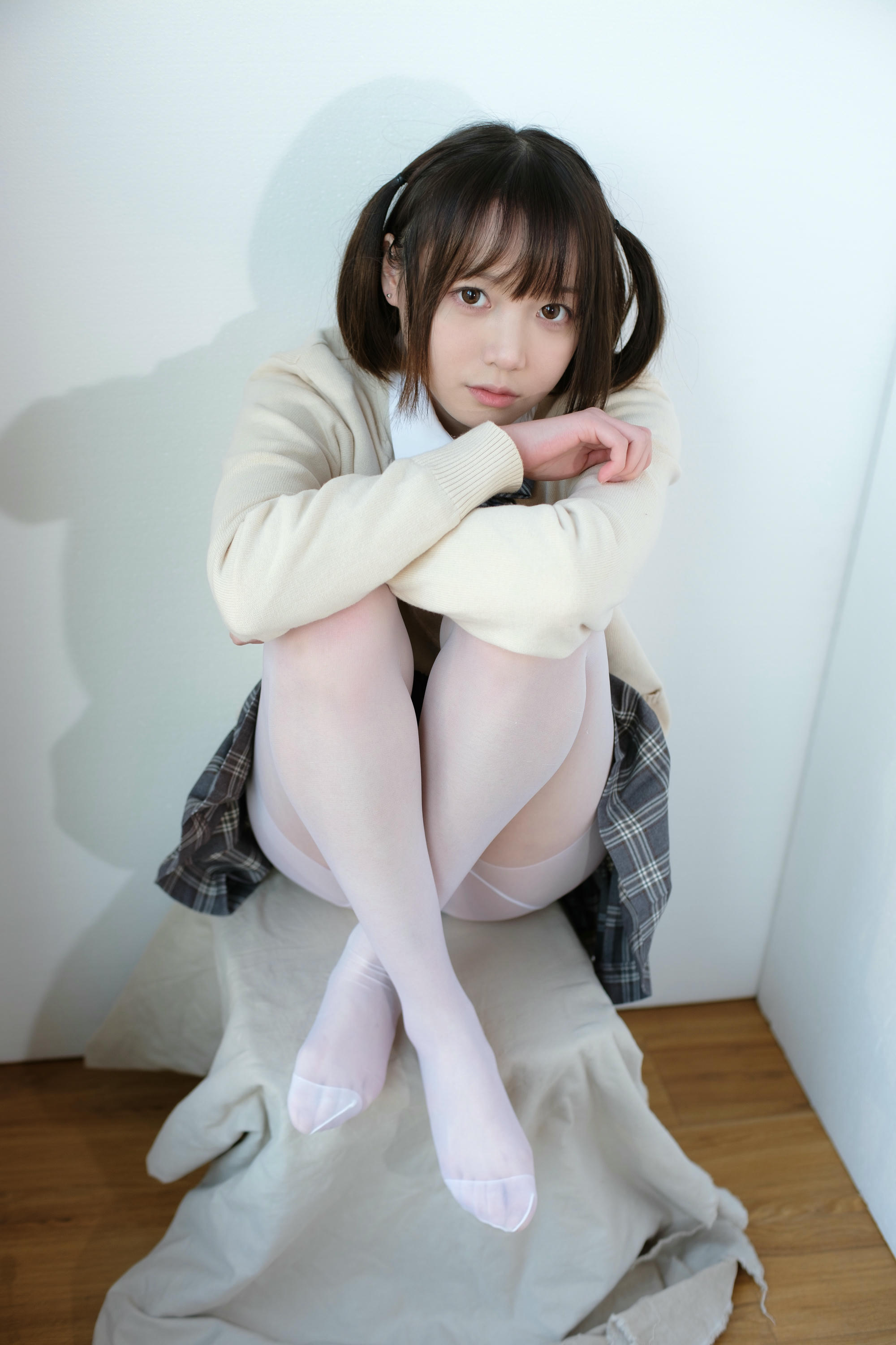 森萝财团 X-010 JK校服白丝 [83P1V-1.46GB]_第4集