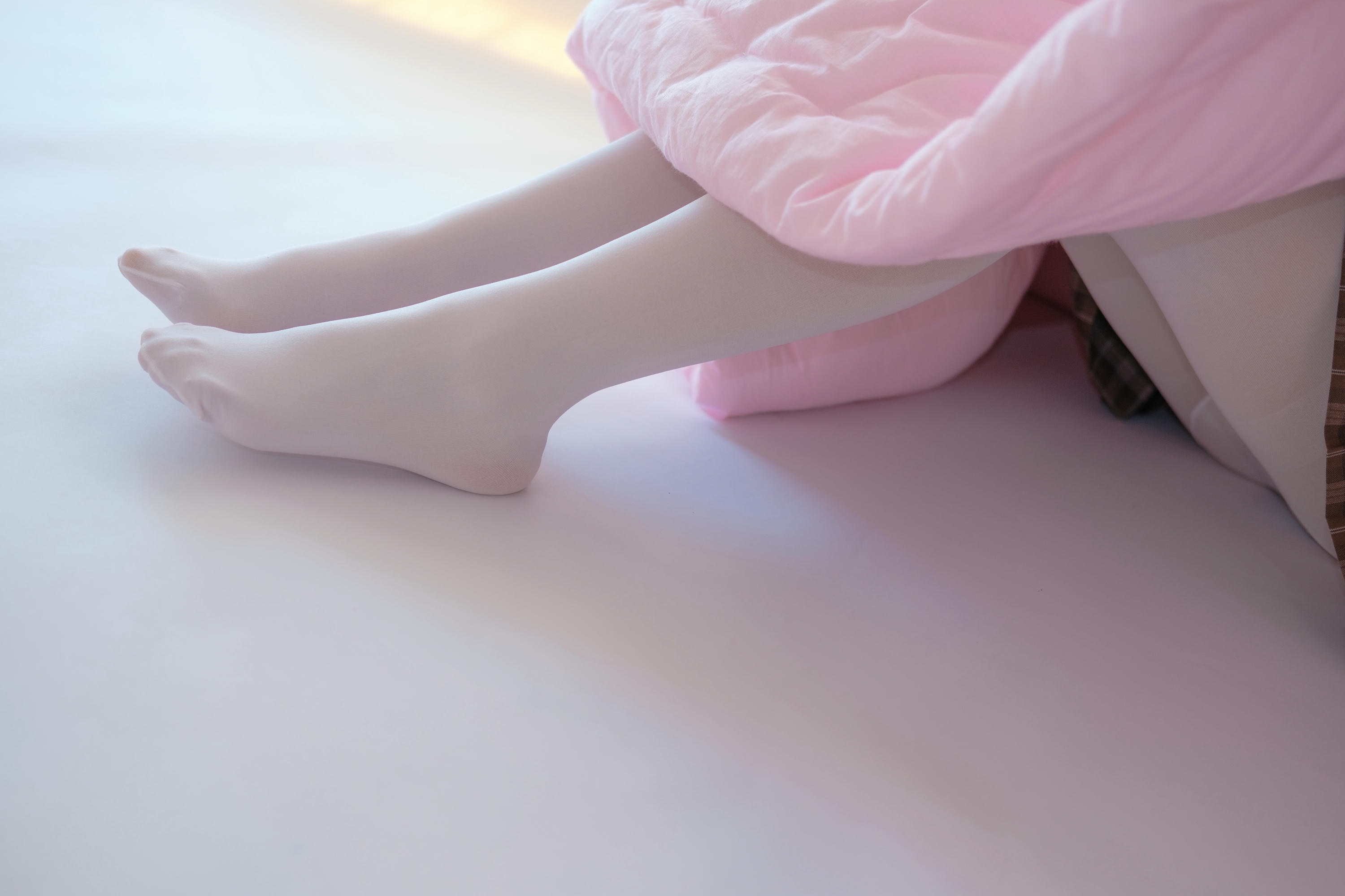 森萝财团 X-011 白丝少女的午休时间 [134P1V-1.45GB]_第2集
