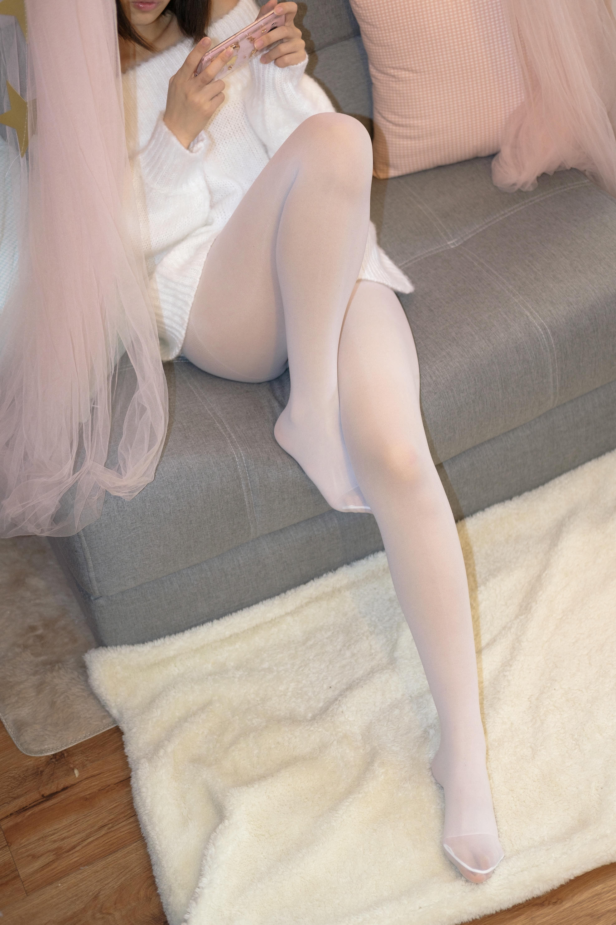 森萝财团 X-012 白丝白毛衣 [110P1V-1.82GB]_第3集