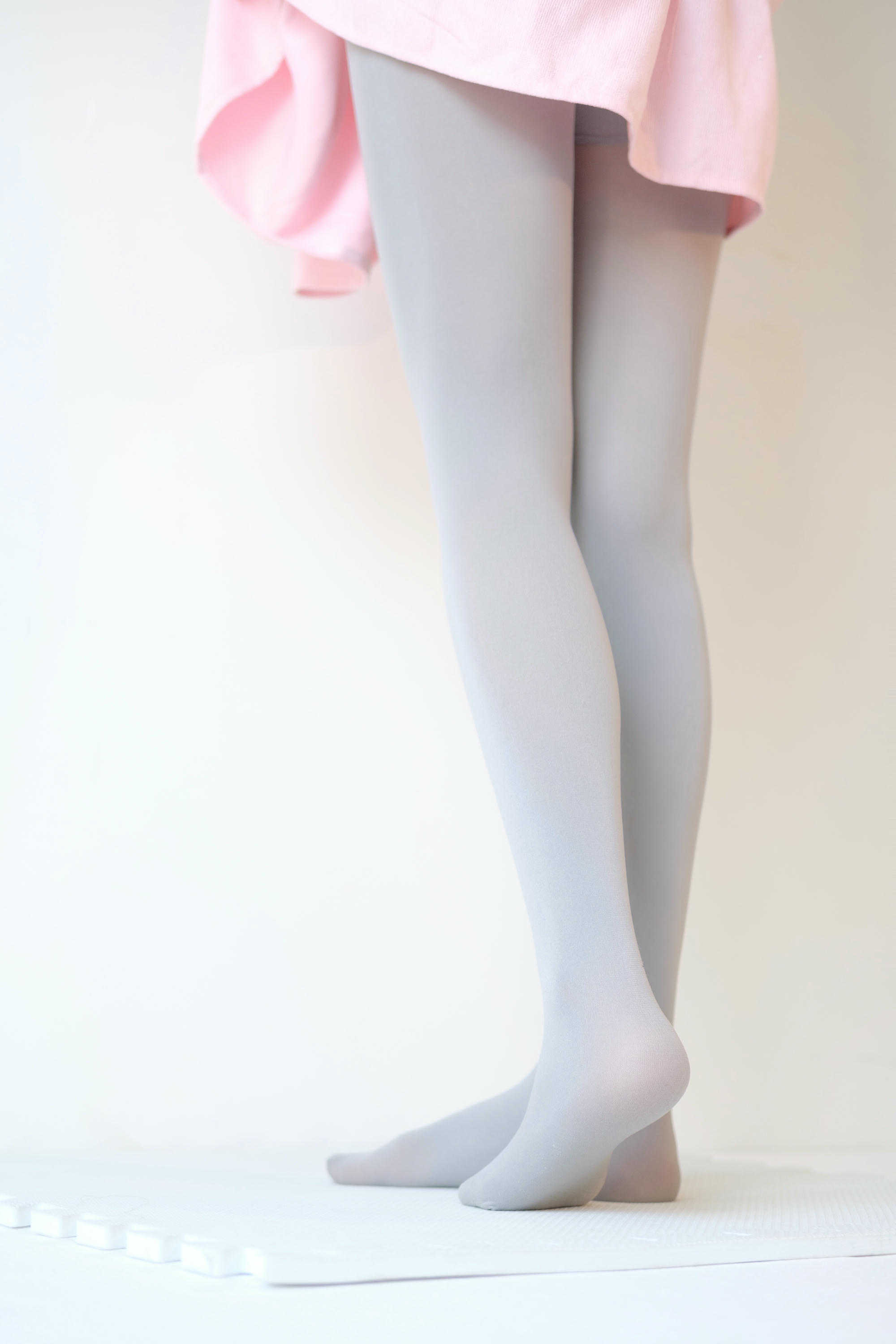 森萝财团 X-015 粉色纯女孩 [130P1V-1.44GB]_第6集