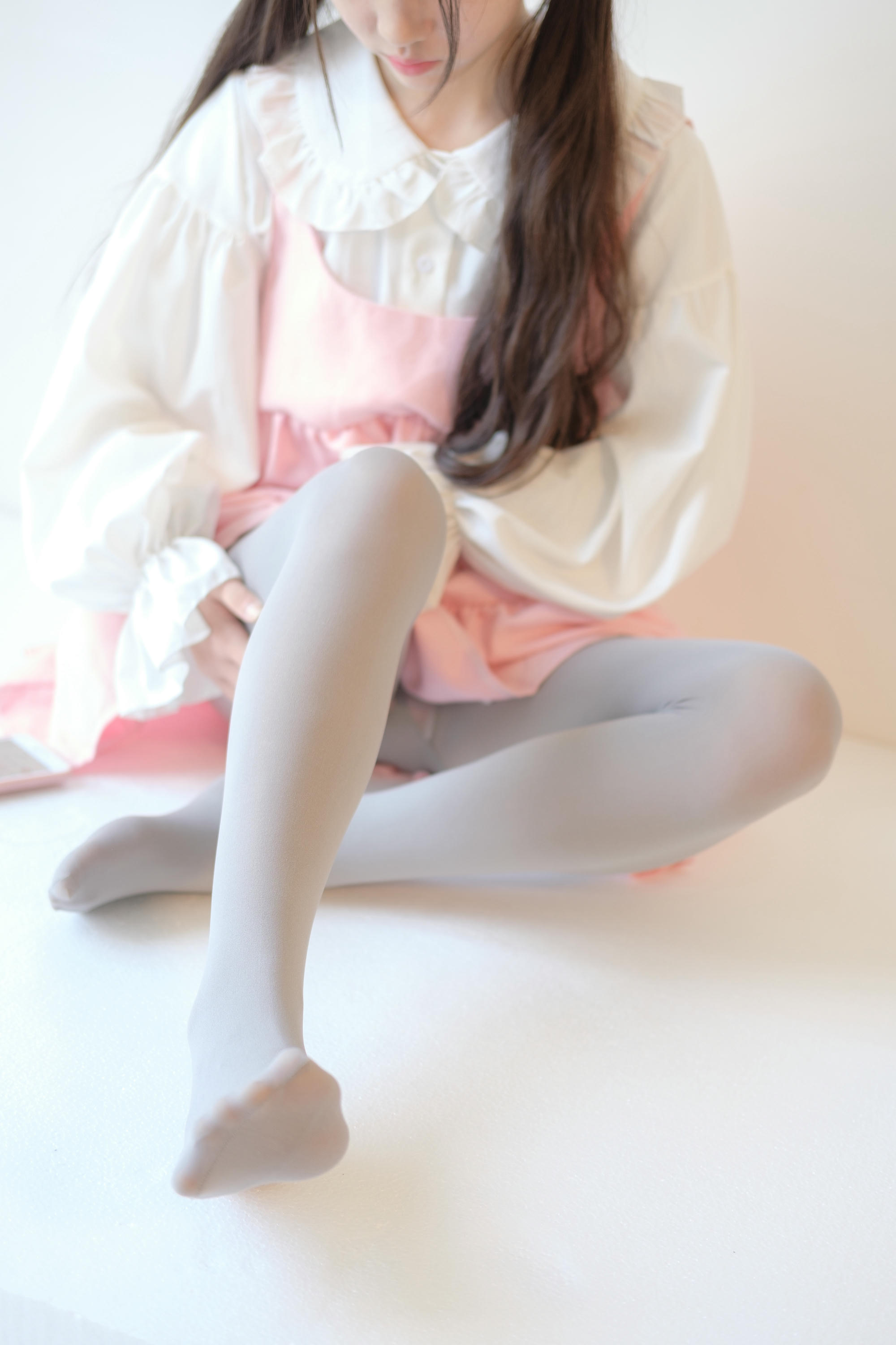 森萝财团 X-015 粉色纯女孩 [130P1V-1.44GB]_第6集