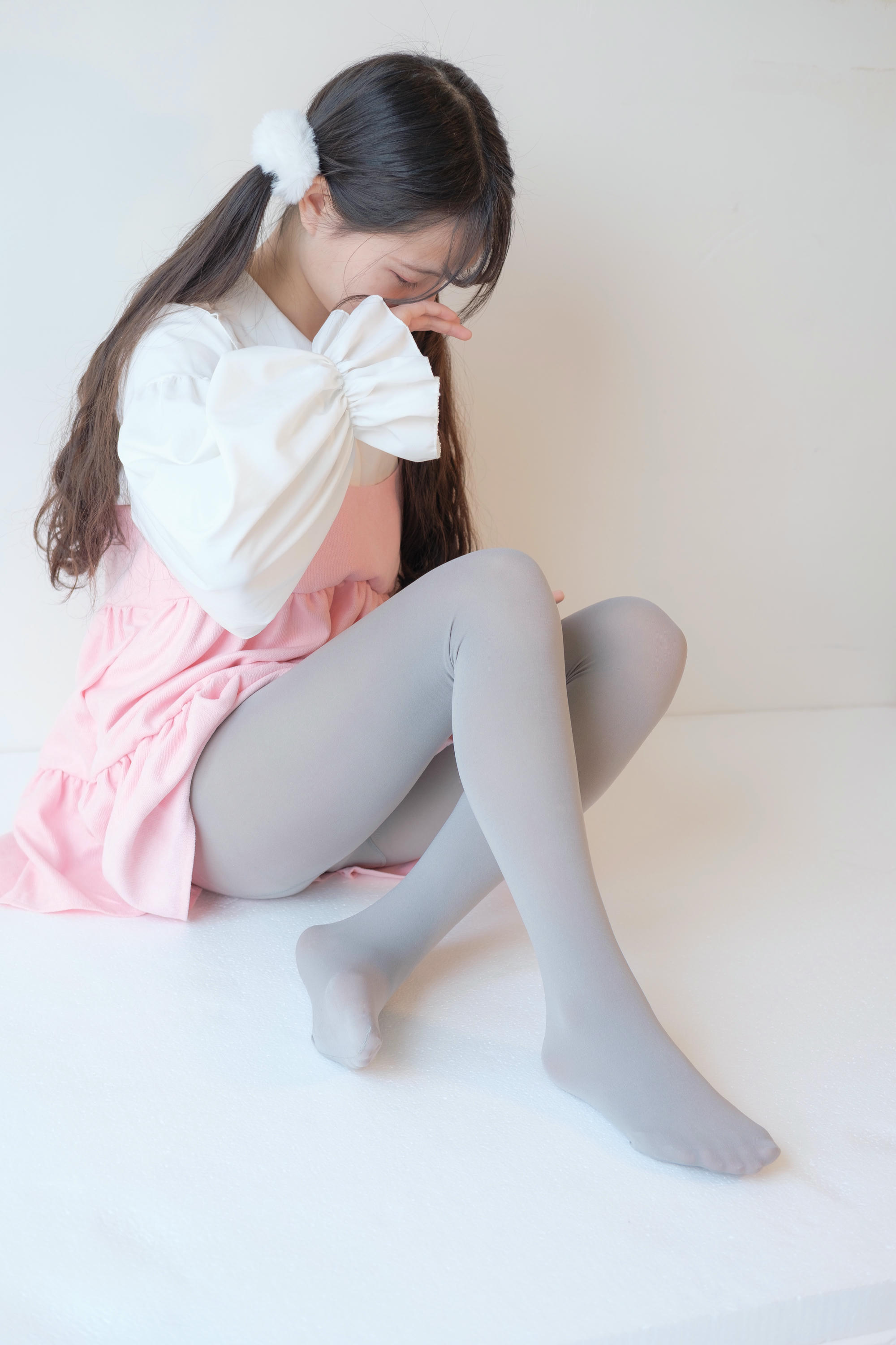 森萝财团 X-015 粉色纯女孩 [130P1V-1.44GB]_第6集