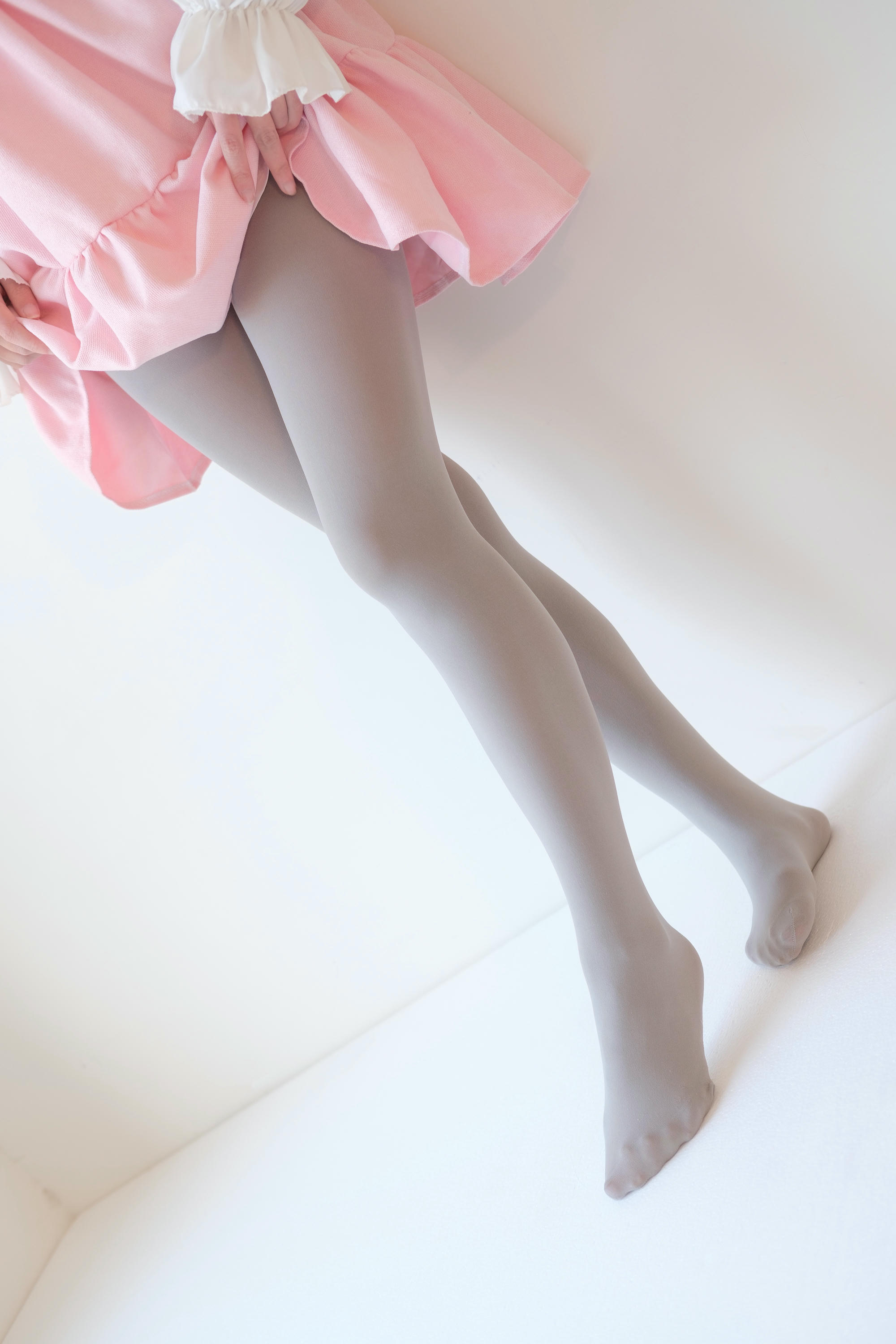 森萝财团 X-015 粉色纯女孩 [130P1V-1.44GB]_第3集