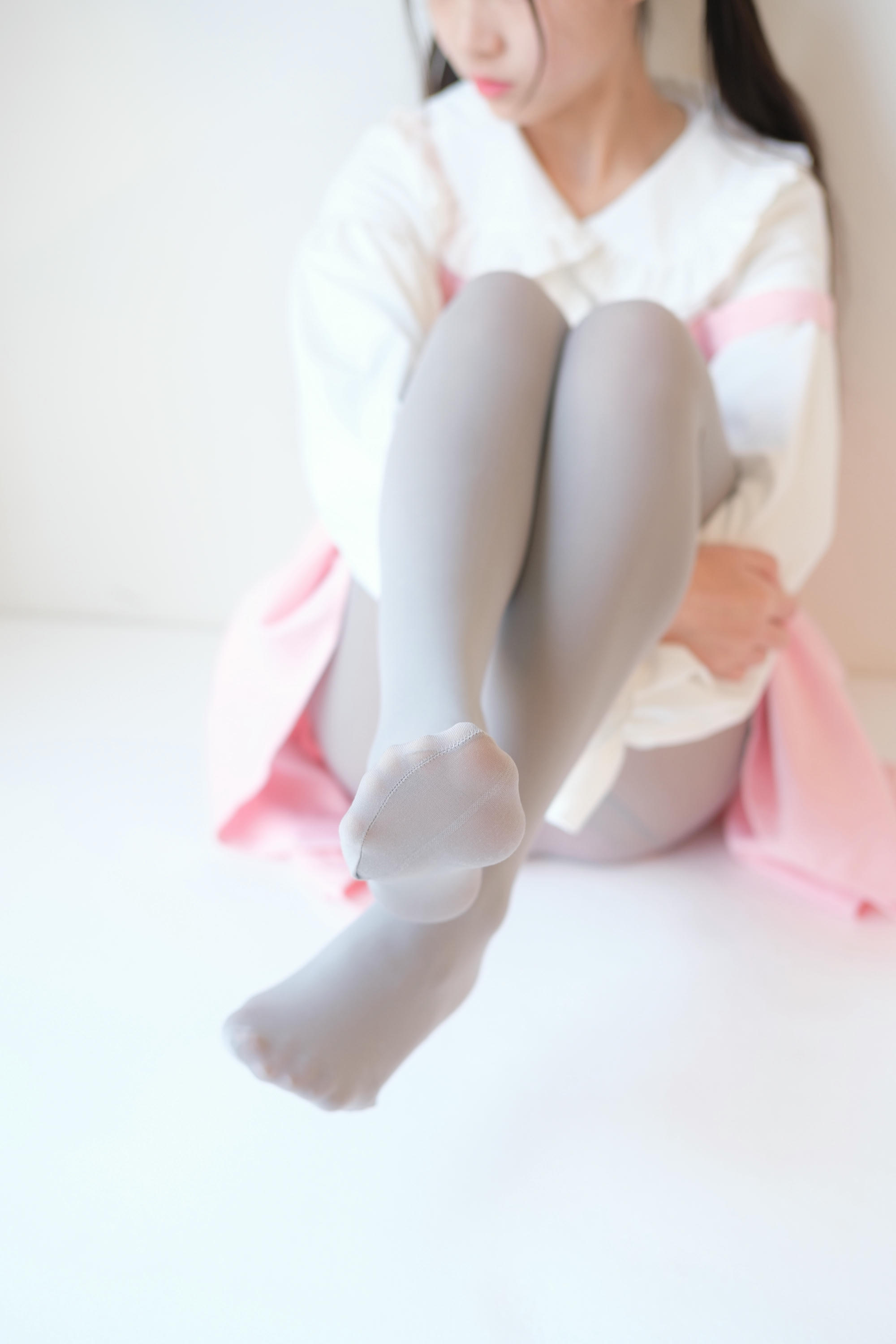 森萝财团 X-015 粉色纯女孩 [130P1V-1.44GB]_第4集