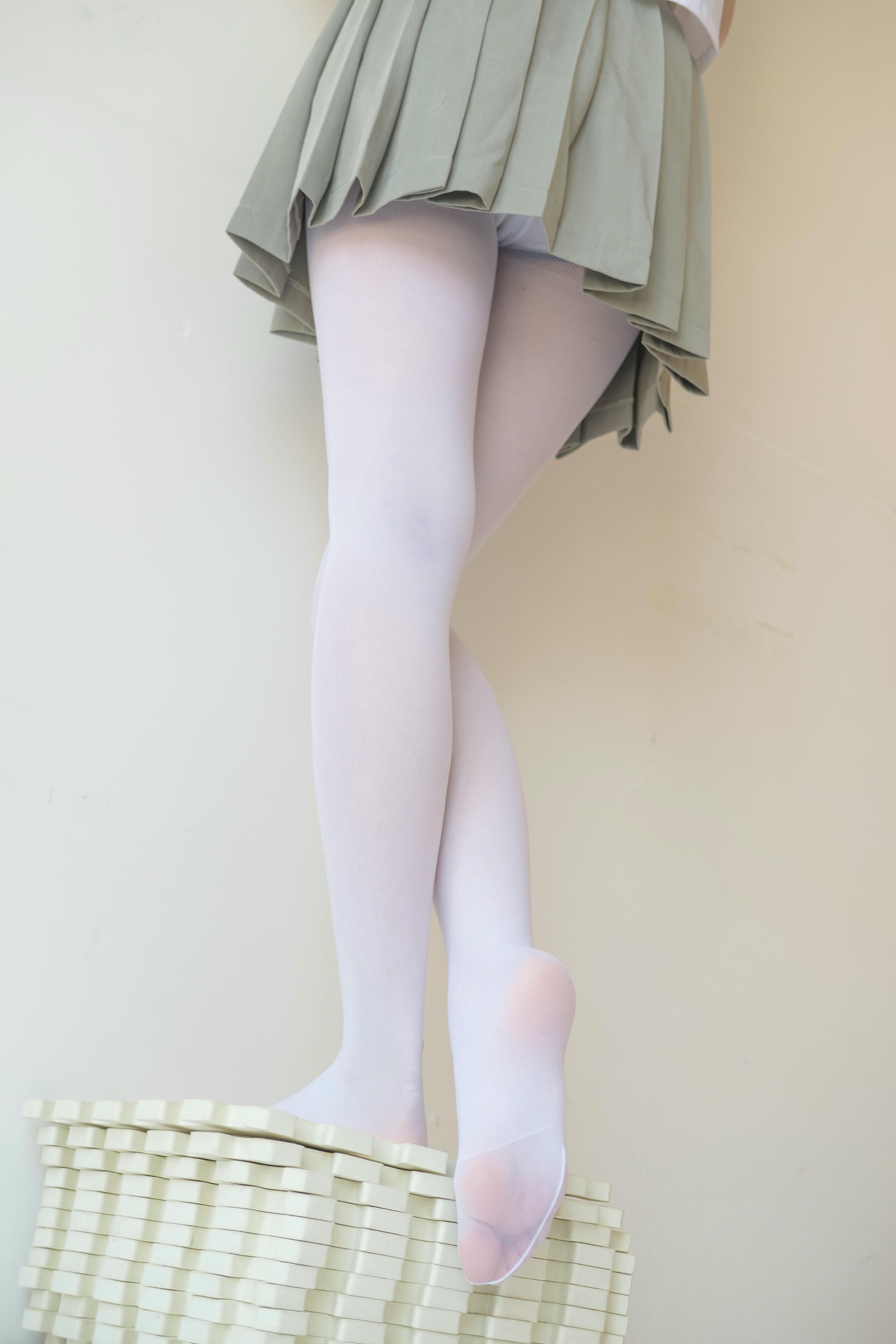 森萝财团 X-016 白丝纯情 [136P1V-1.57GB]_第6集