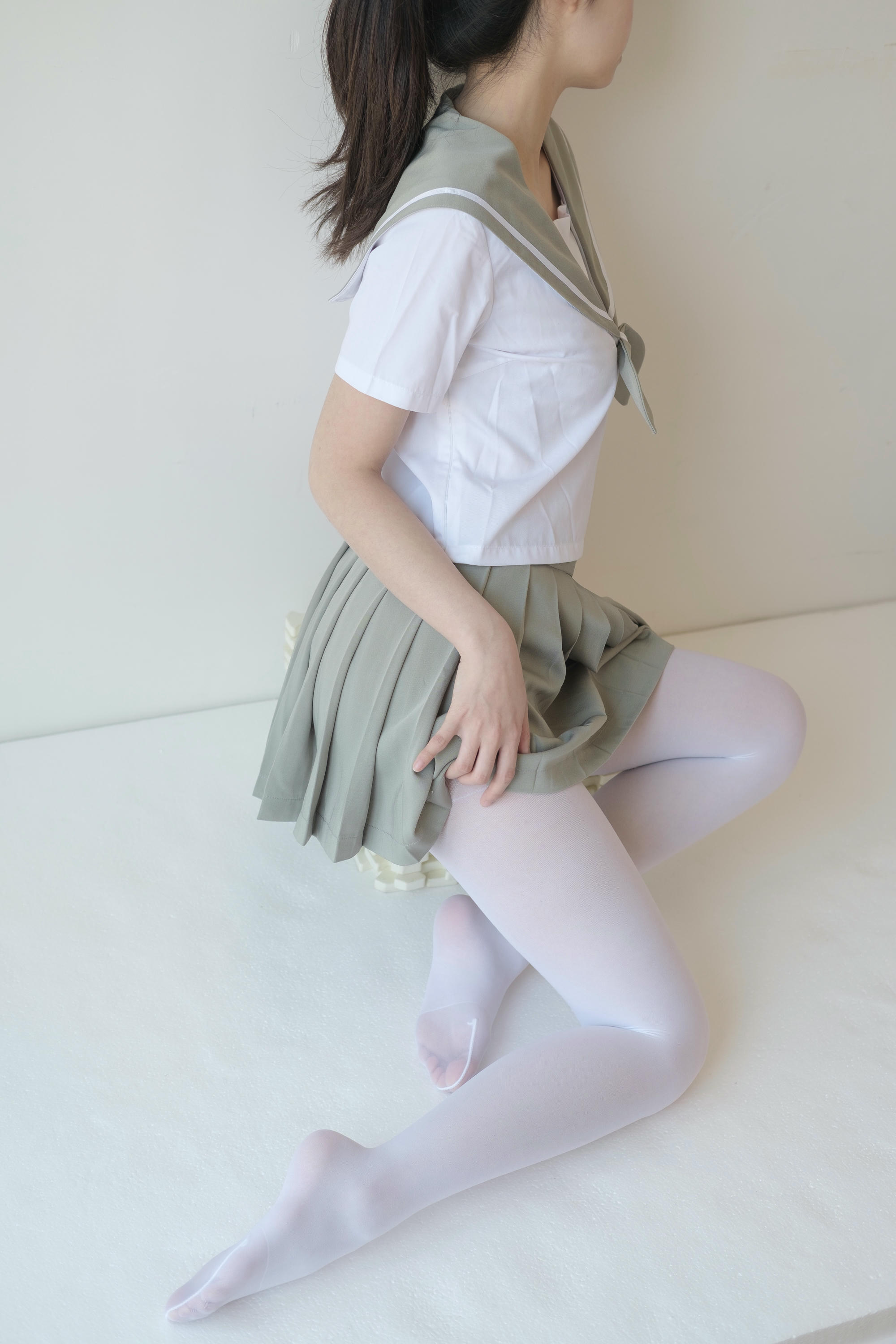 森萝财团 X-016 白丝纯情 [136P1V-1.57GB]_第7集
