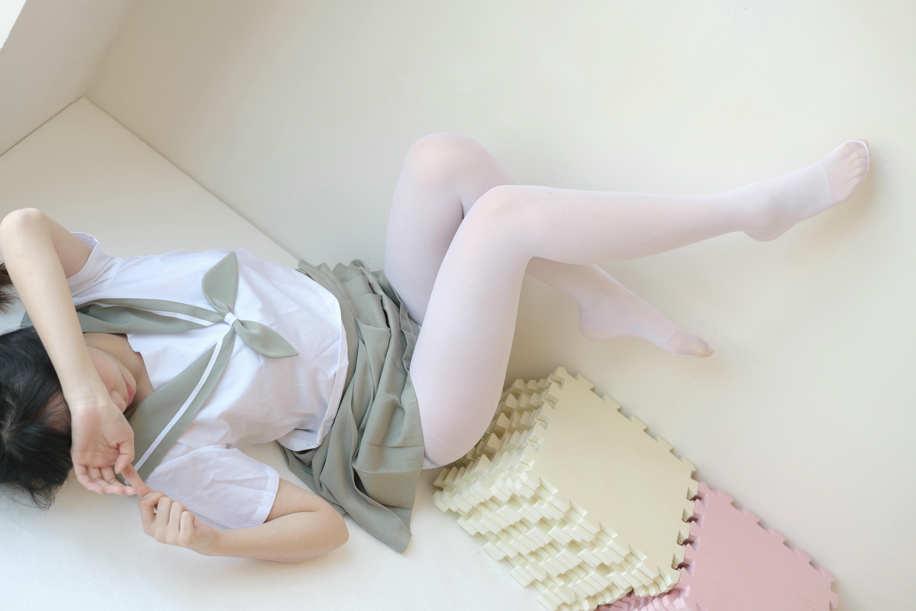森萝财团 X-016 白丝纯情 [136P1V-1.57GB]_第4集