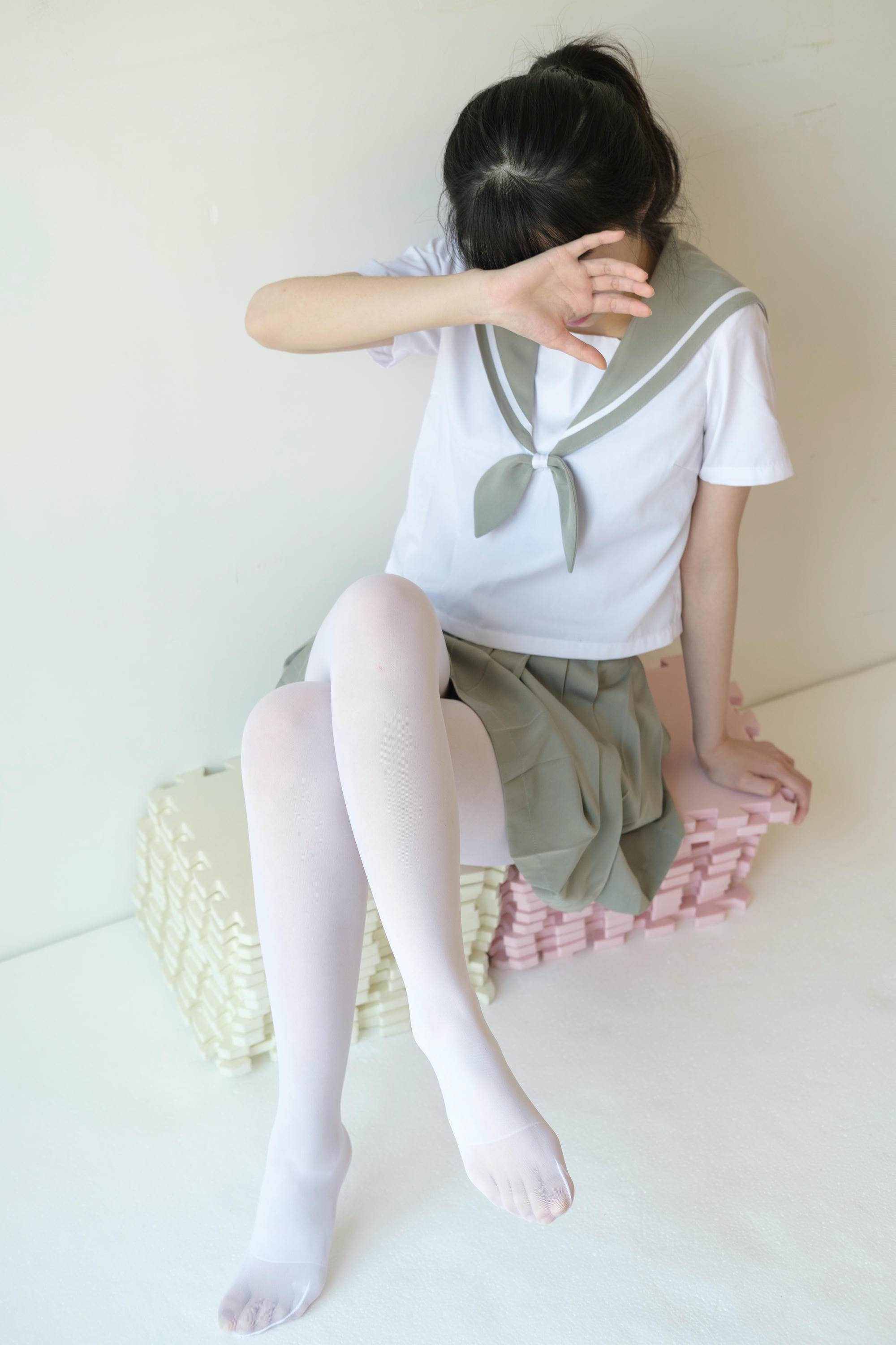 森萝财团 X-016 白丝纯情 [136P1V-1.57GB]_第5集