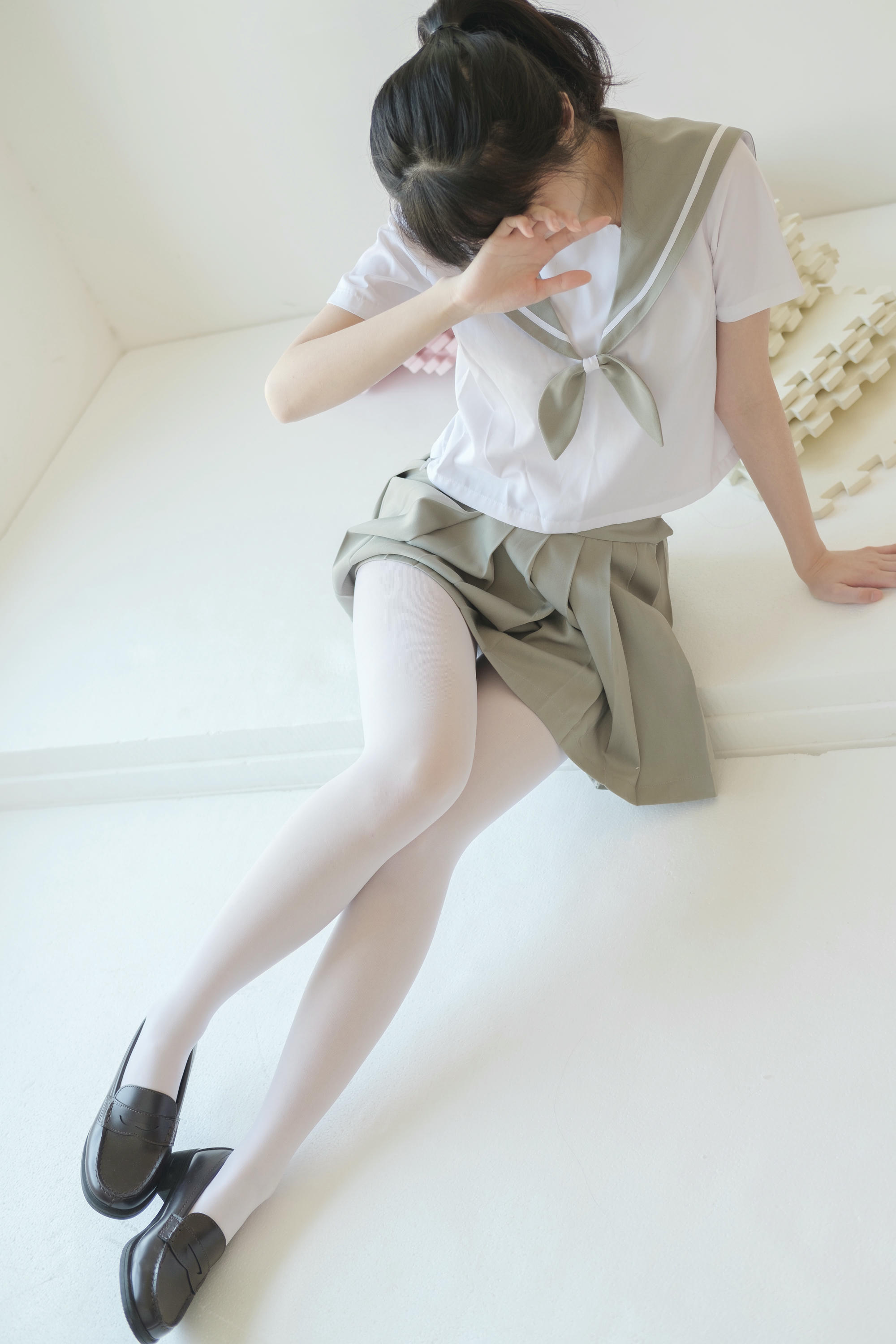 森萝财团 X-016 白丝纯情 [136P1V-1.57GB]_第5集