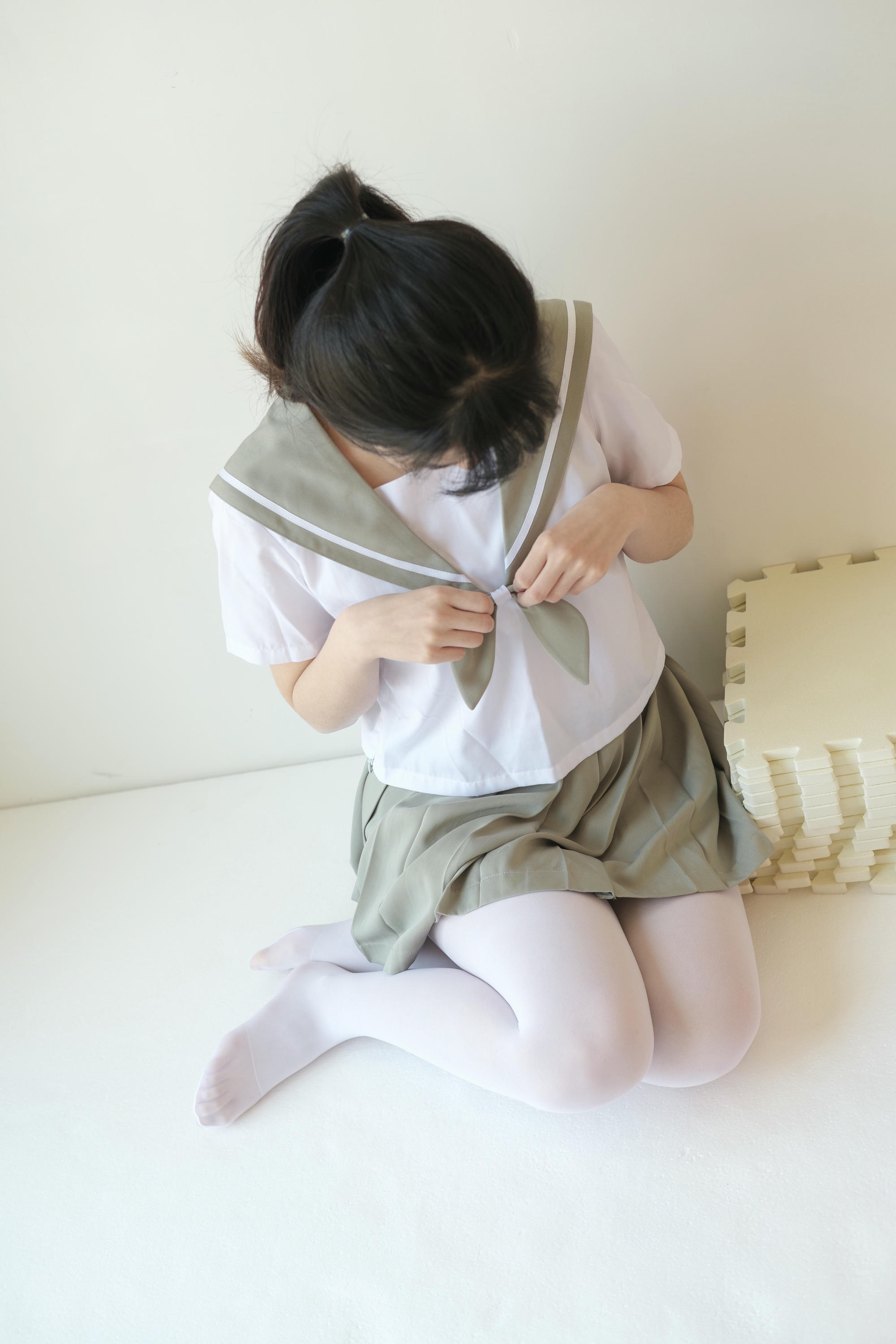 森萝财团 X-016 白丝纯情 [136P1V-1.57GB]_第5集