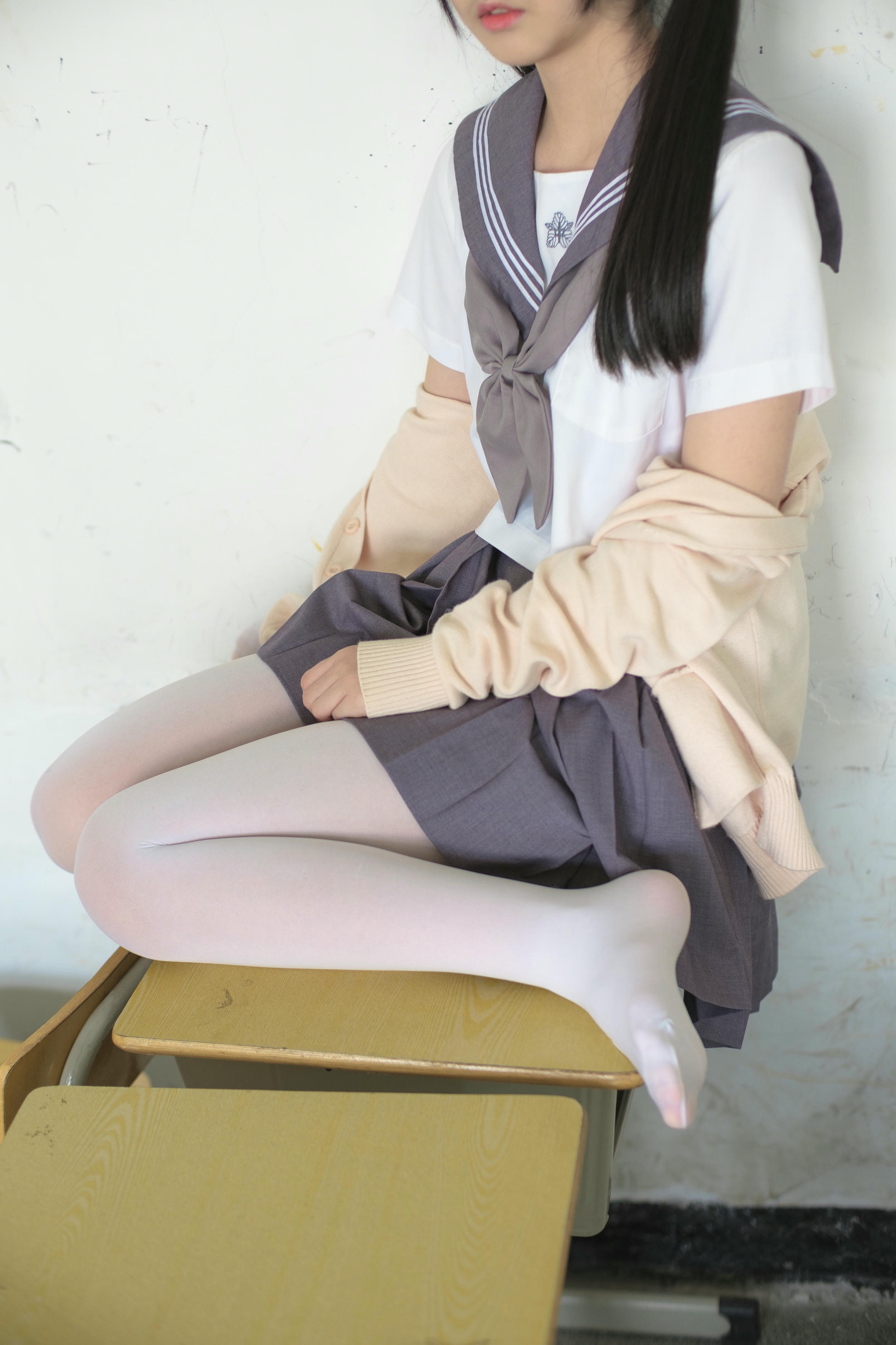 森萝财团 X-017 JK校服白丝 [99P1V-1.24GB]_第5集