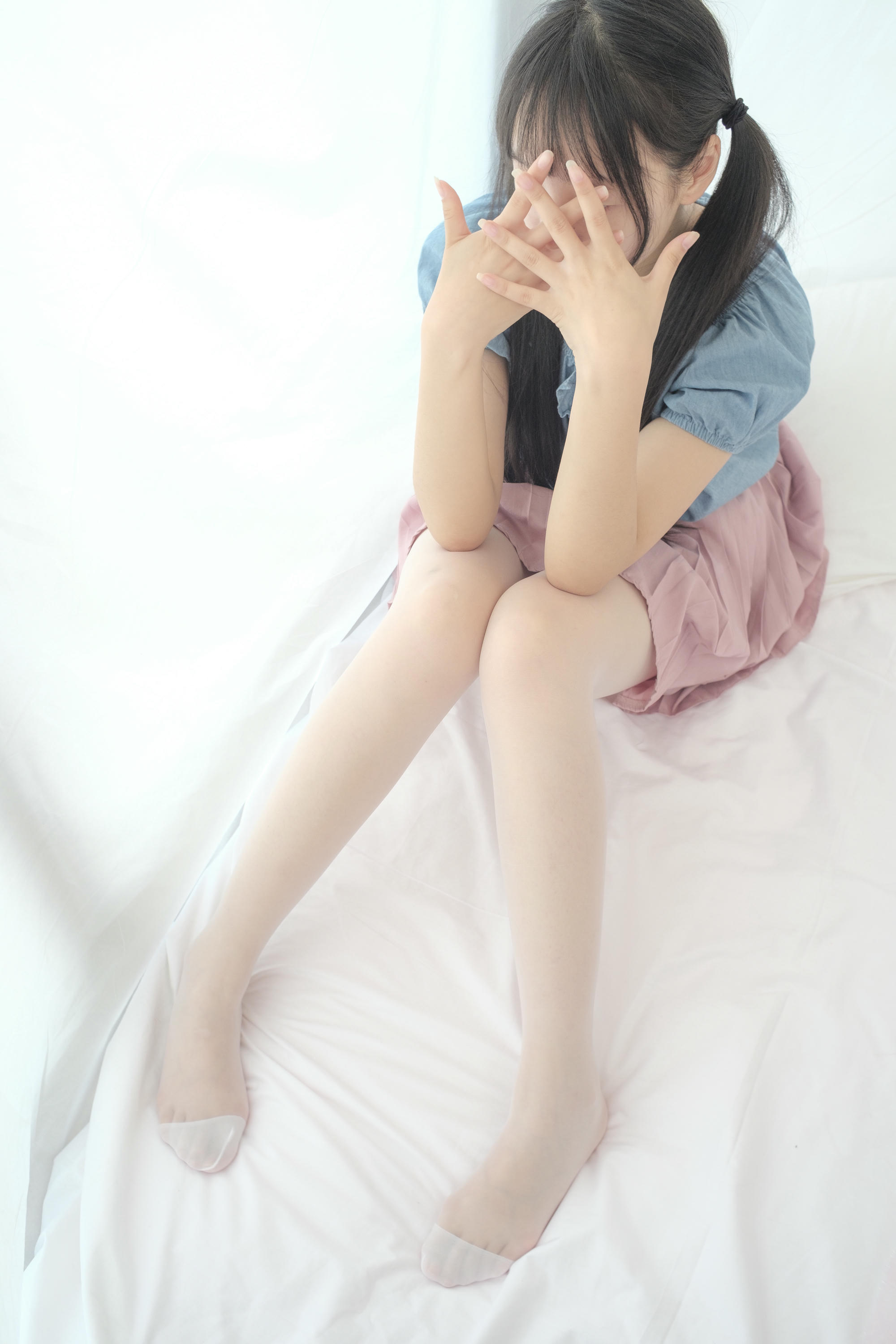 森萝财团 X-019 肉丝换白丝 [103P1V-1.39GB]_第1集