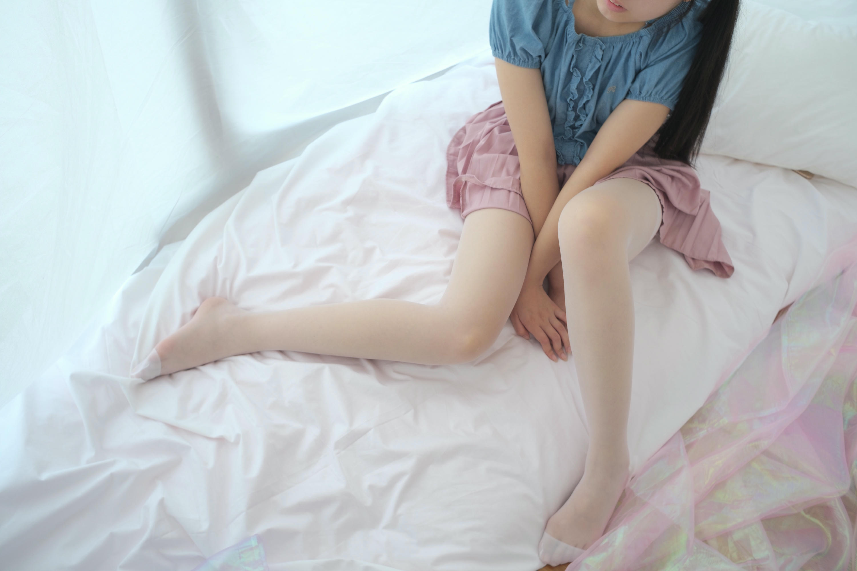 森萝财团 X-019 肉丝换白丝 [103P1V-1.39GB]_第2集