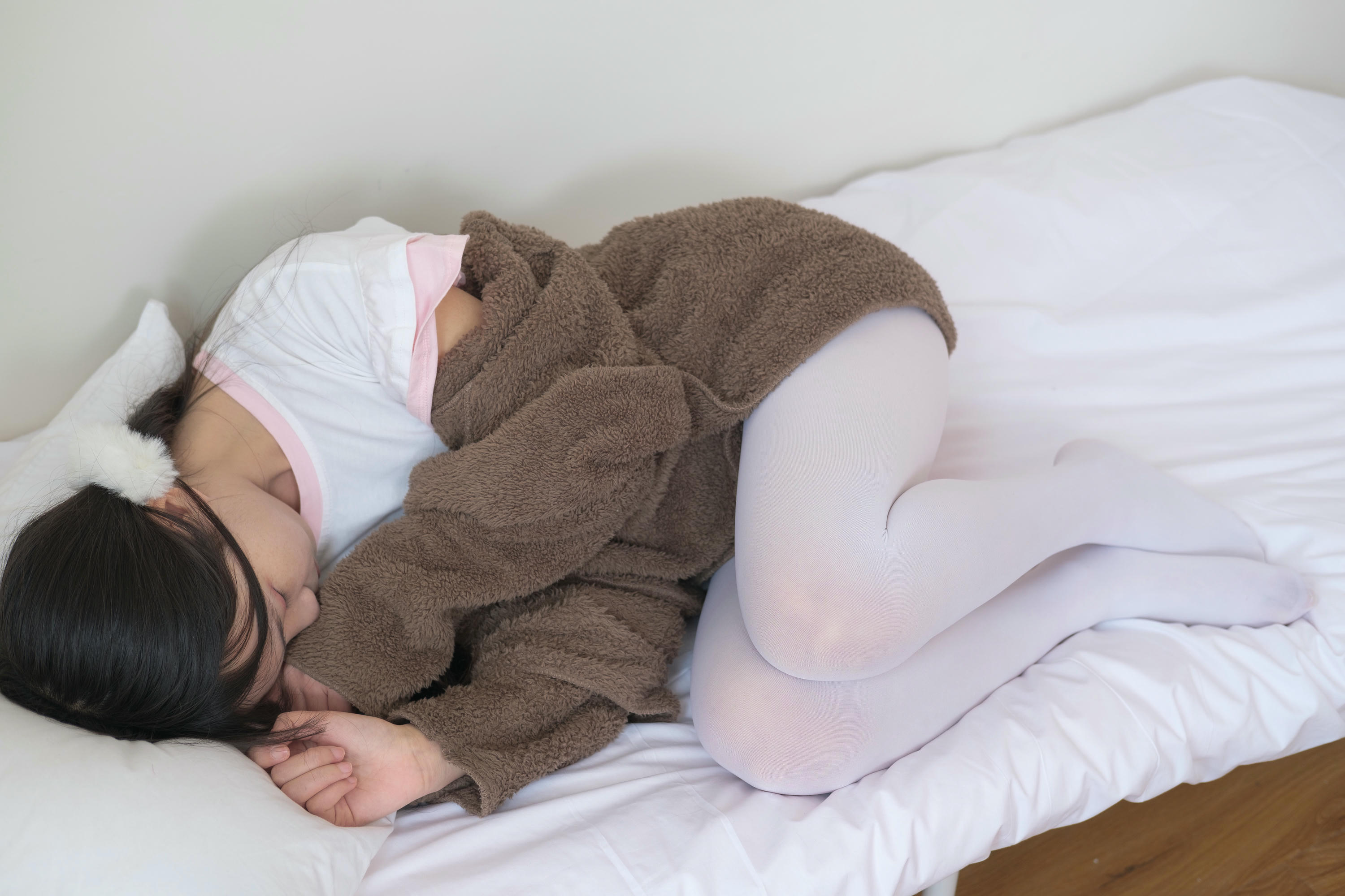 森萝财团 X-020 白棉袜萝莉 [75P1V-1.33GB]_第1集