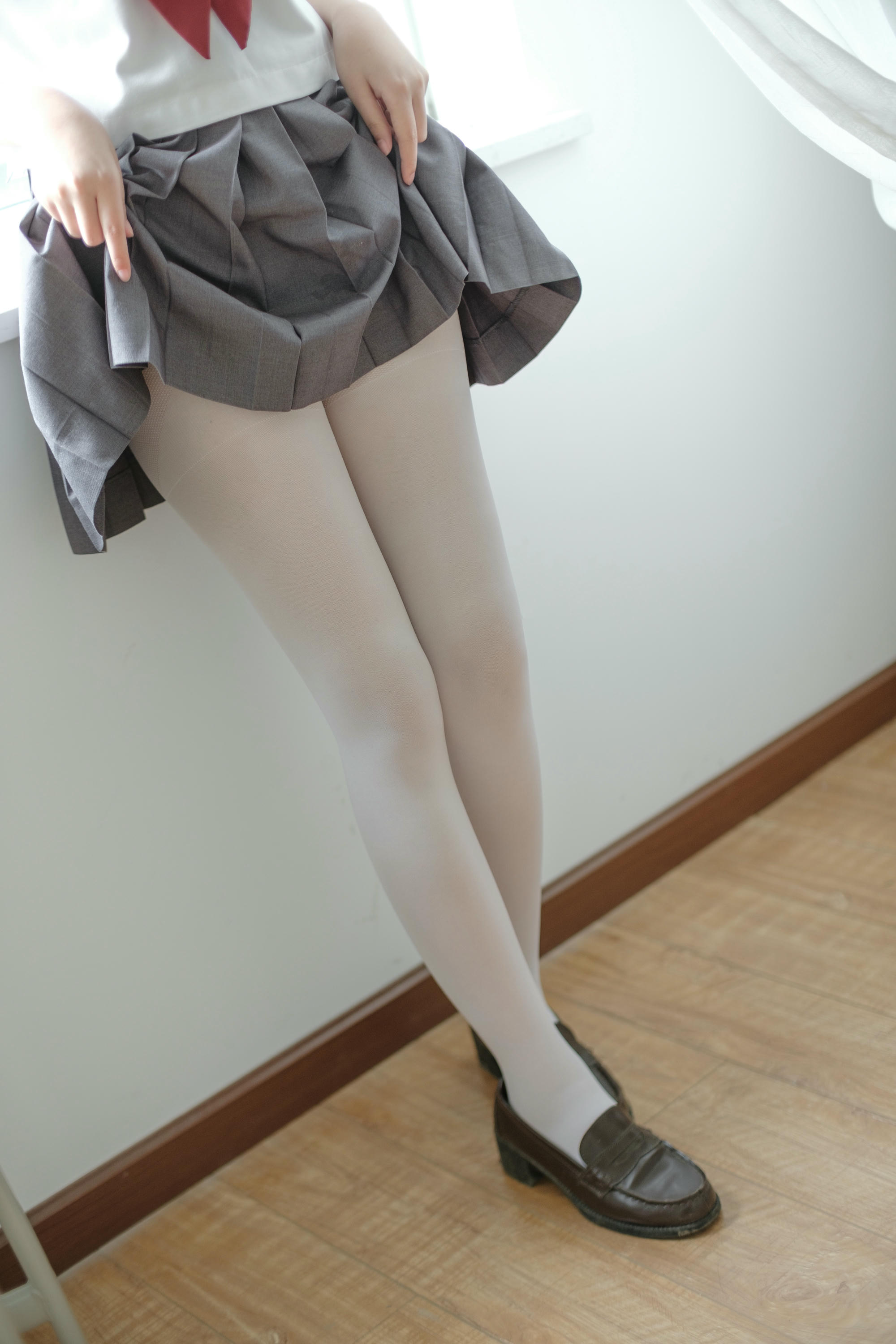 森萝财团 X-025 JK白丝姐妹花 [131P1V-2.22GB]_第3集