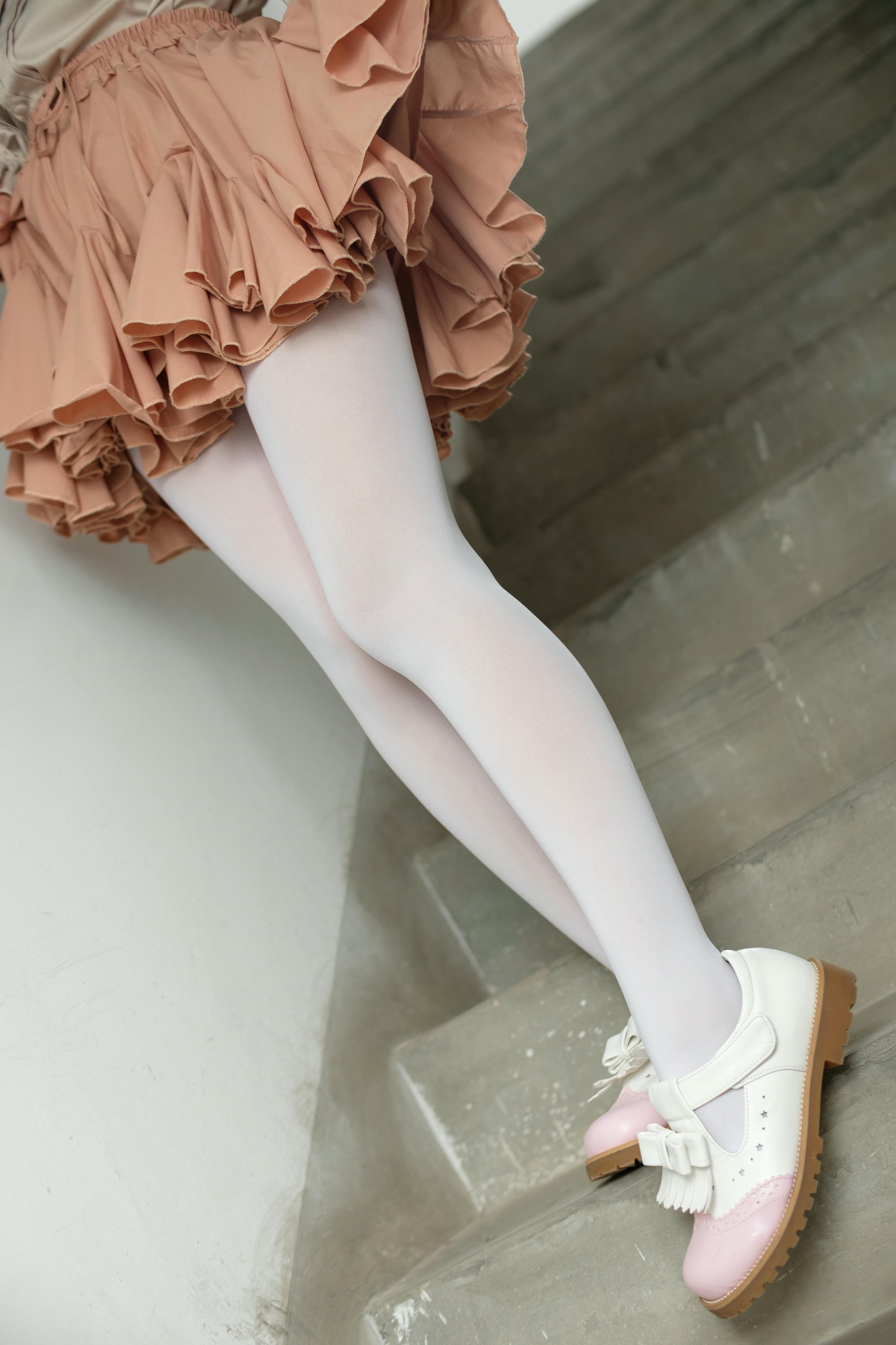 森萝财团 X-029 萝莉白丝 [95P1V-1.75GB]_第4集