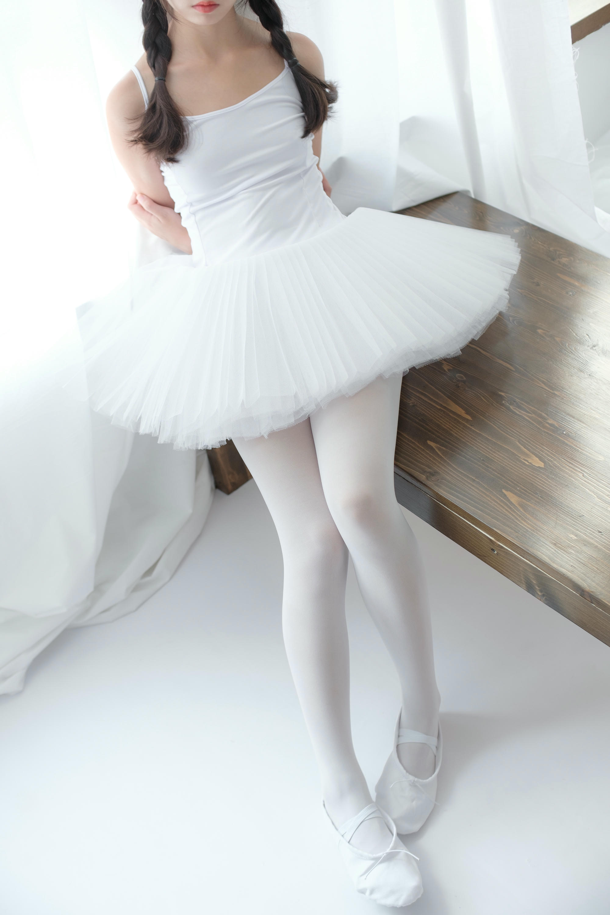 森萝财团 X-042 芭蕾少女 [115P1V-2.33GB]_第3集