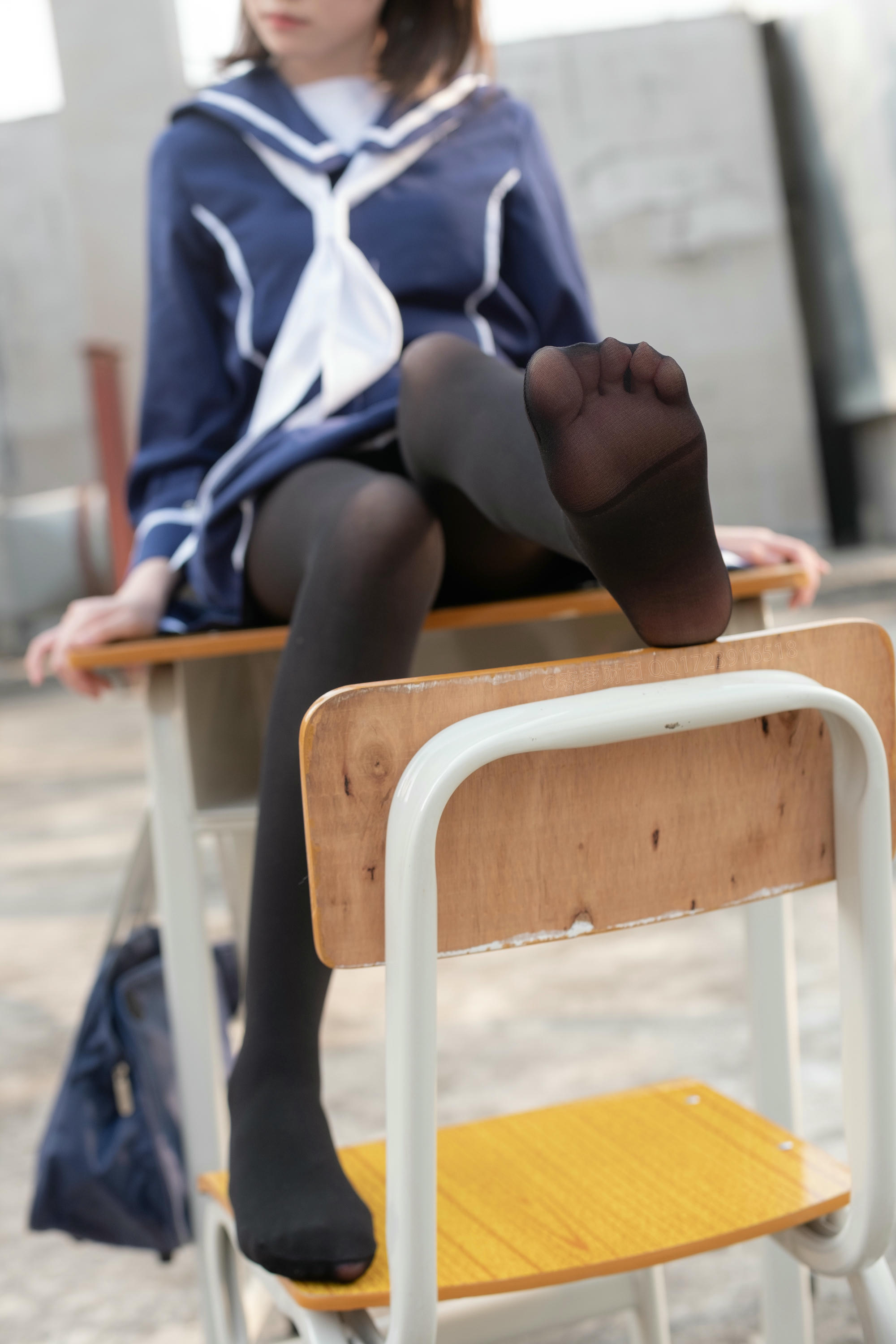 森萝财团 X-043 天台黑丝水手服 [110P1V-2.17GB]_第2集