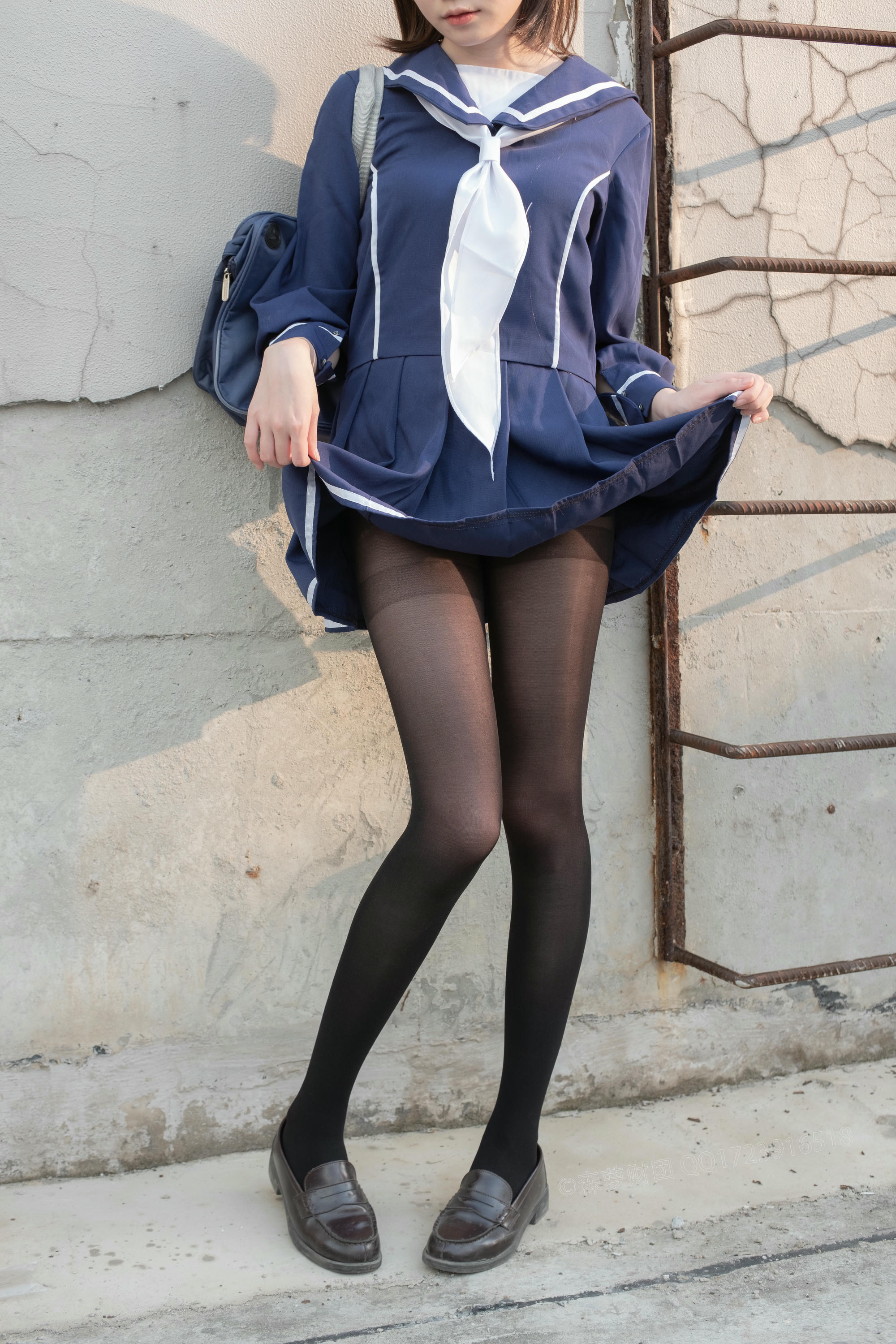 森萝财团 X-043 天台黑丝水手服 [110P1V-2.17GB]_第5集