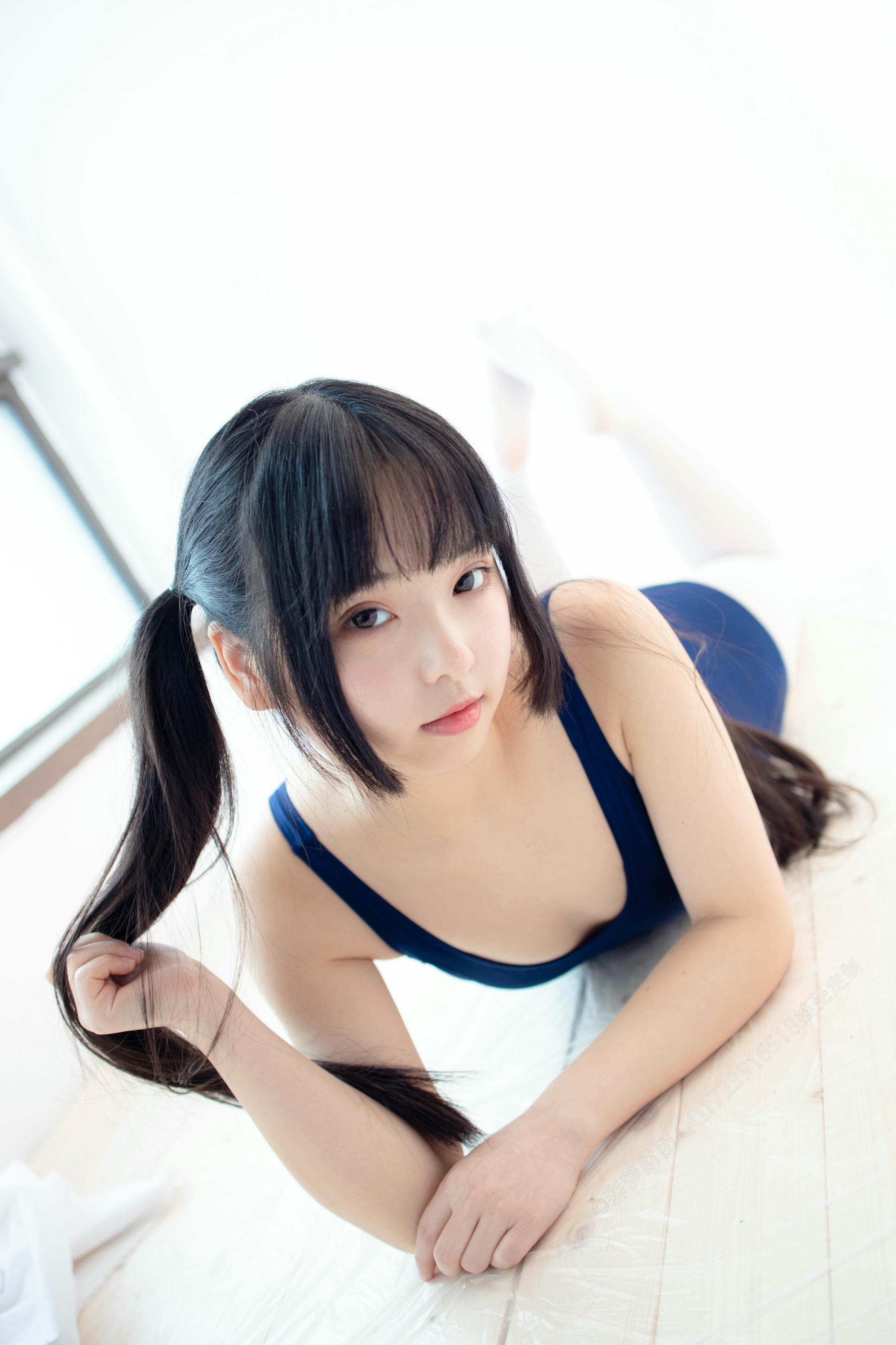 森萝财团 X-048 死库水束缚踩物50D白丝 [94P1V-2.27GB]_第1集