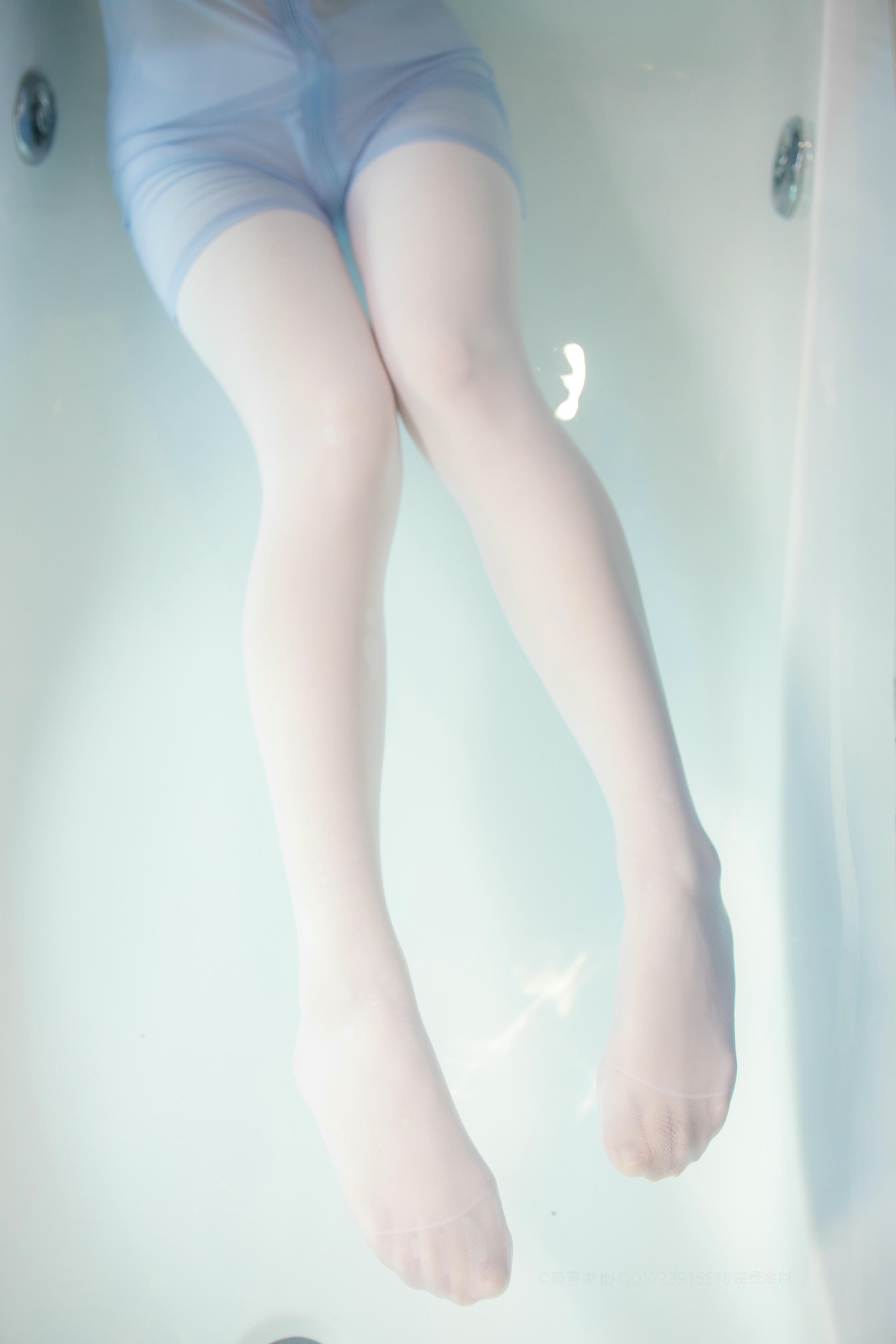 森萝财团 X-049 湿身120D白丝 [165P1V-3.30GB]_第1集