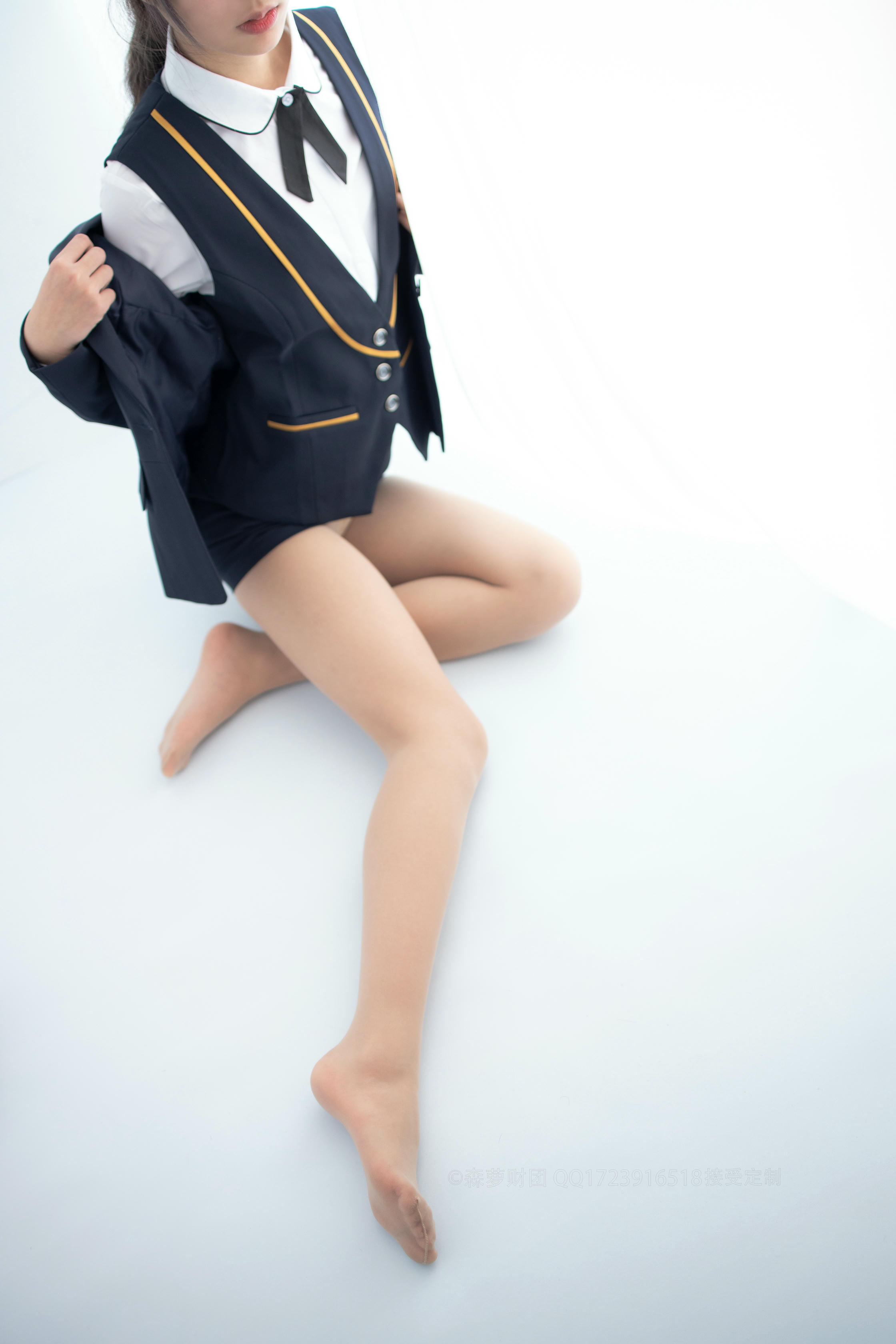 森萝财团 X-050 20D肉丝空姐制服 [146P1V-2.99GB]_第2集