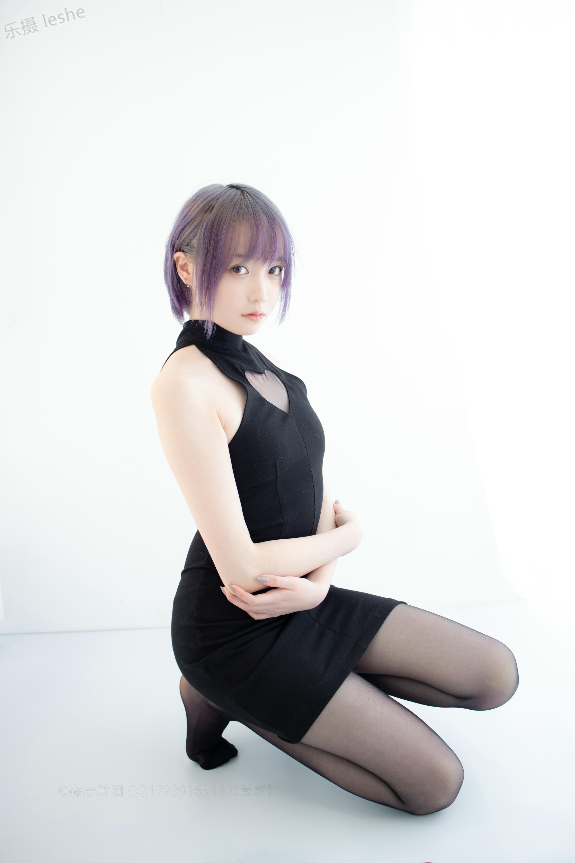 森萝财团 X-051 20D黑丝踩物 [111P1V-2.56GB]_第4集