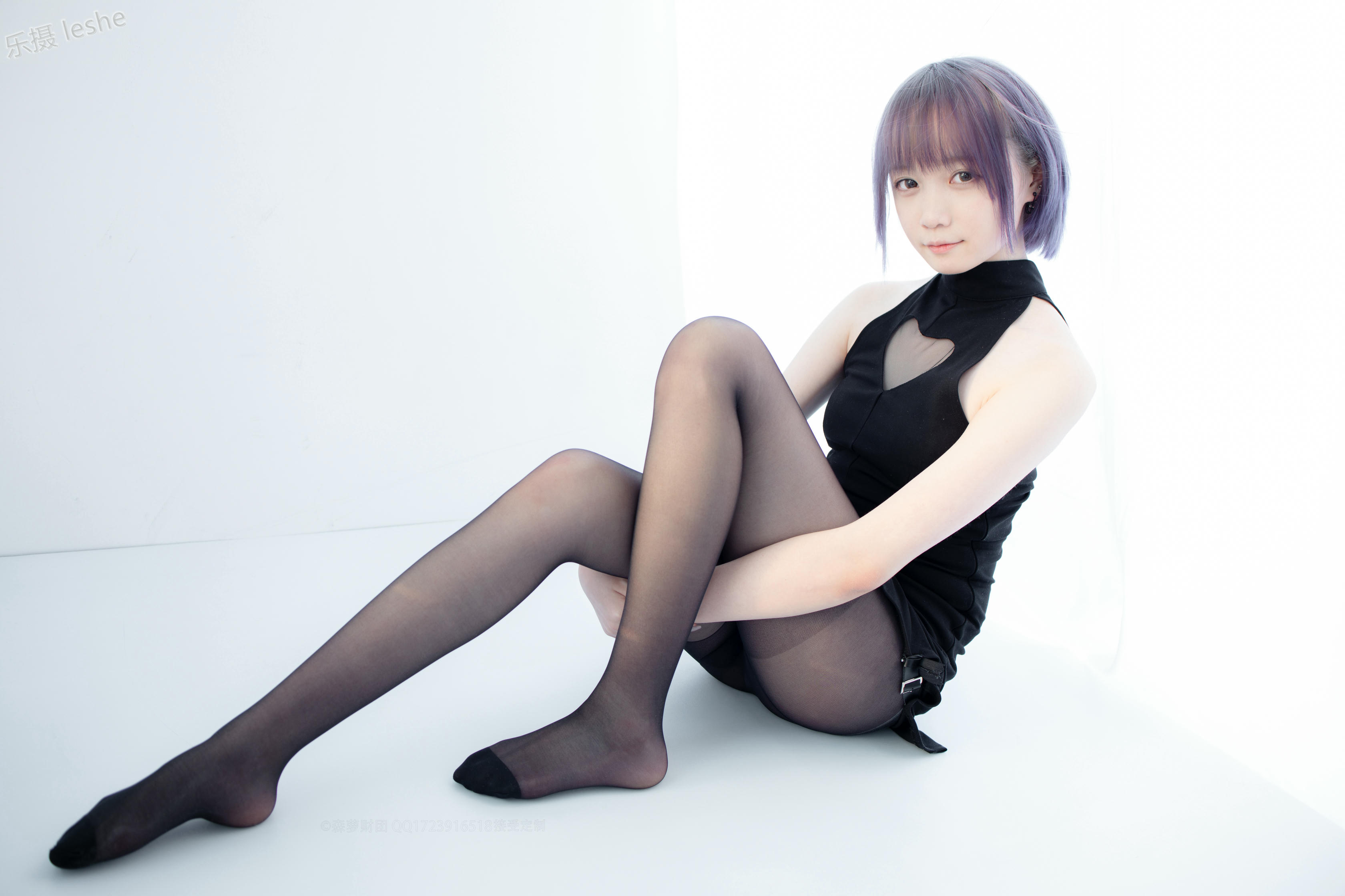 森萝财团 X-051 20D黑丝踩物 [111P1V-2.56GB]_第5集