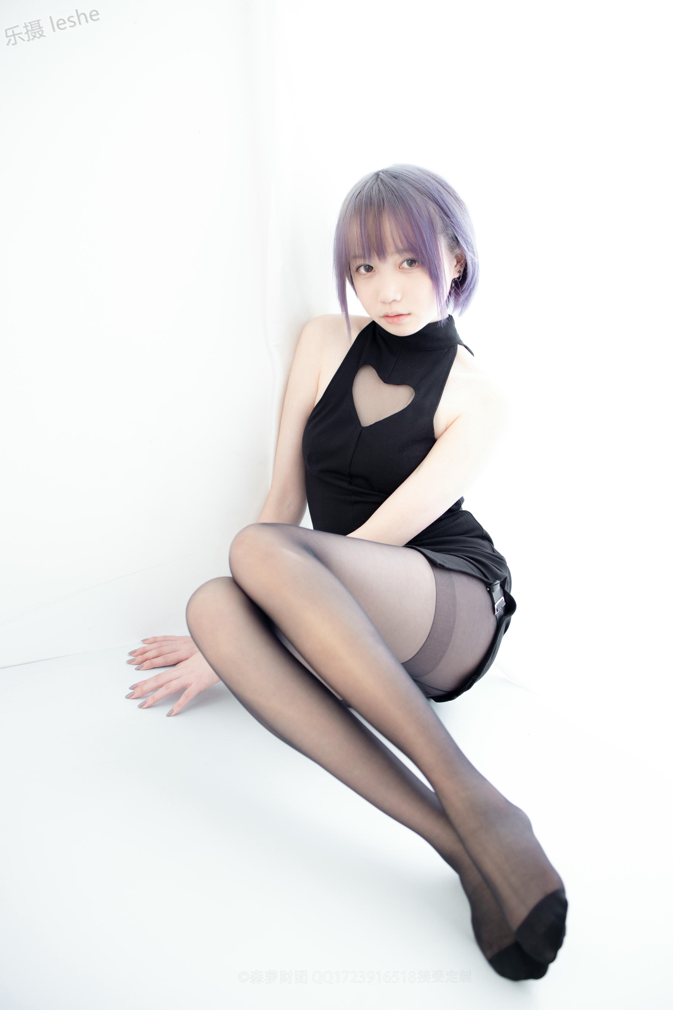 森萝财团 X-051 20D黑丝踩物 [111P1V-2.56GB]_第5集