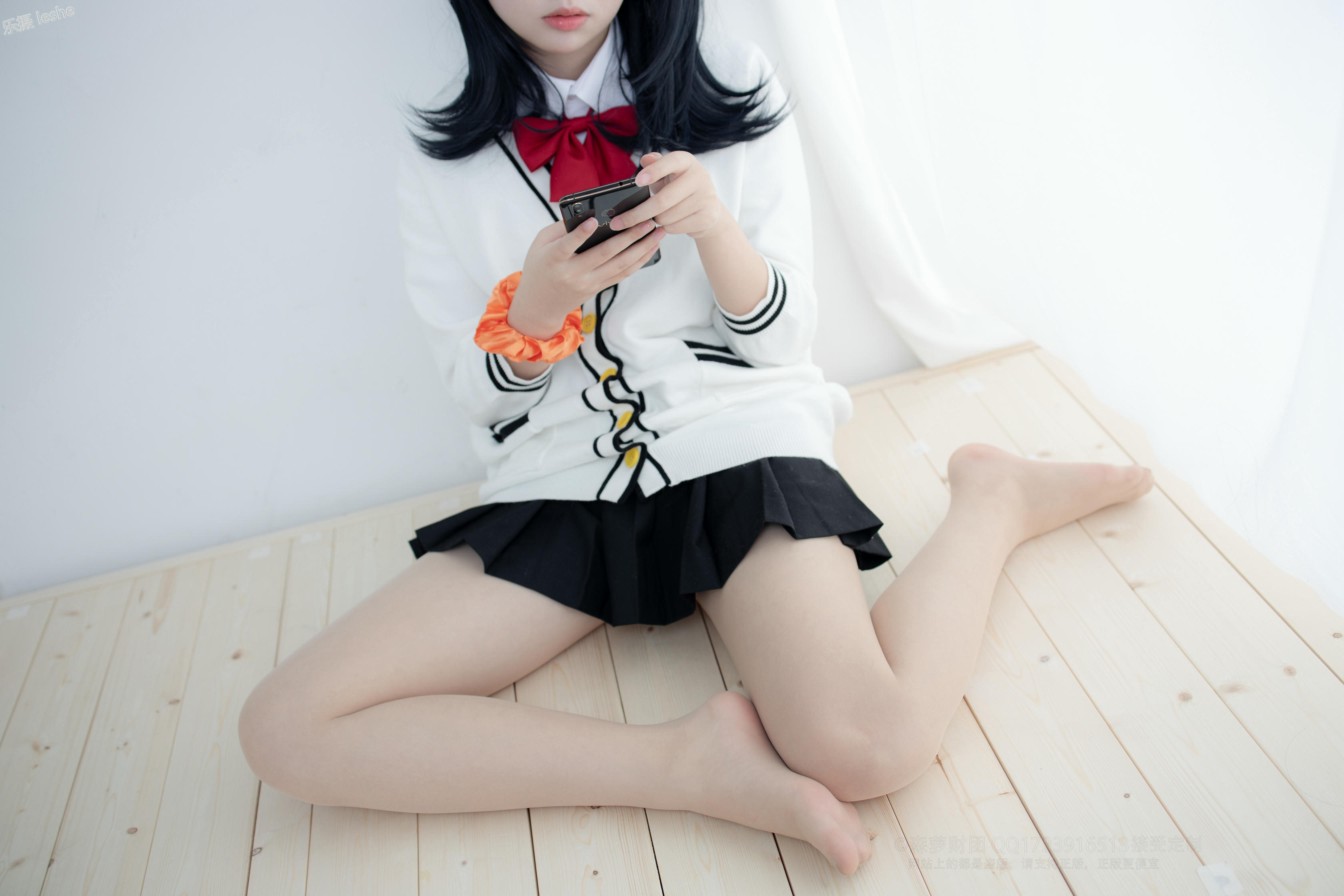 森萝财团 X-055 20D肉丝短棉袜踩物 [93P1V-2.41GB]_第2集