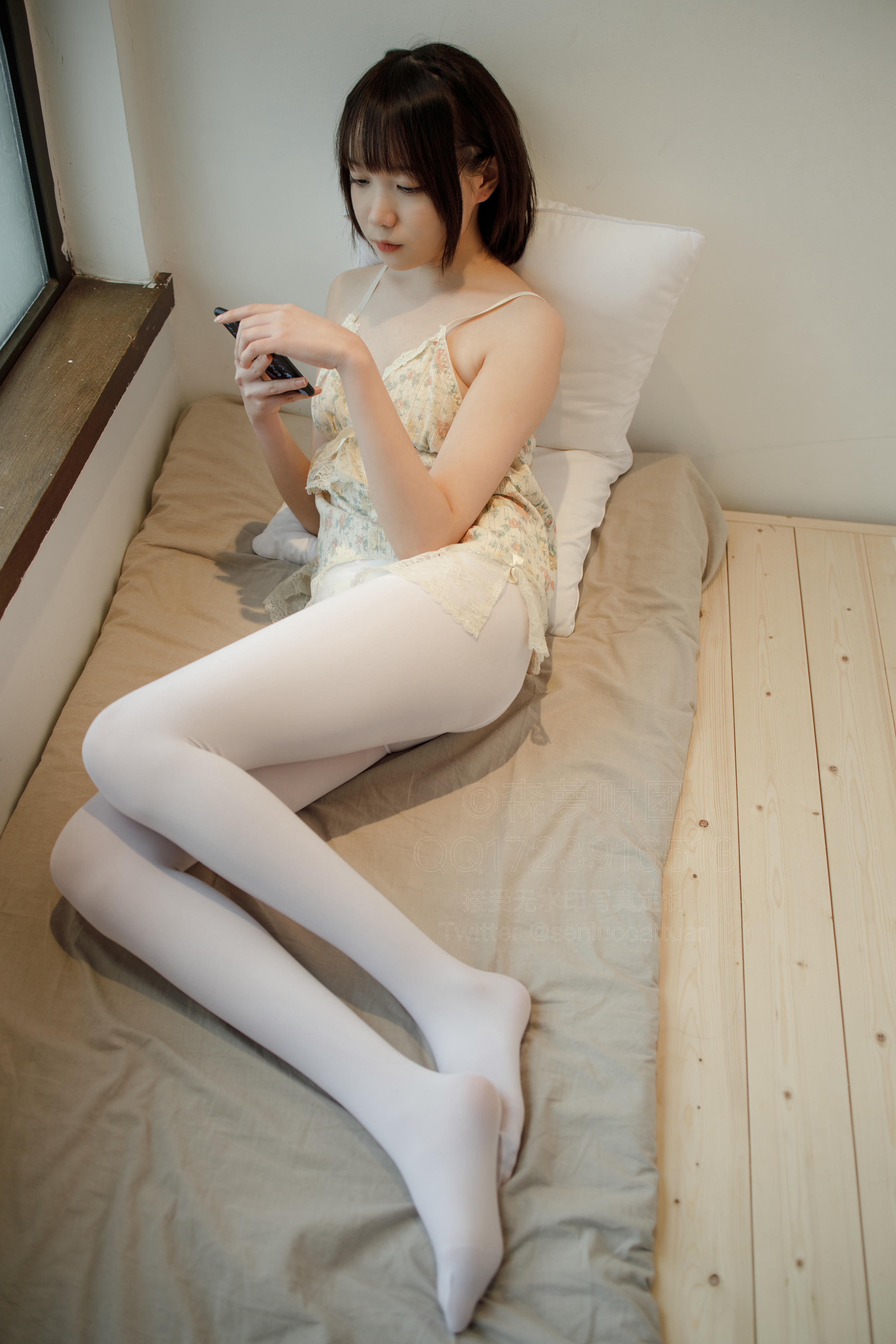 森萝财团 X-057 吊带短裙50D白丝 [83P1V-2.76GB]_第2集