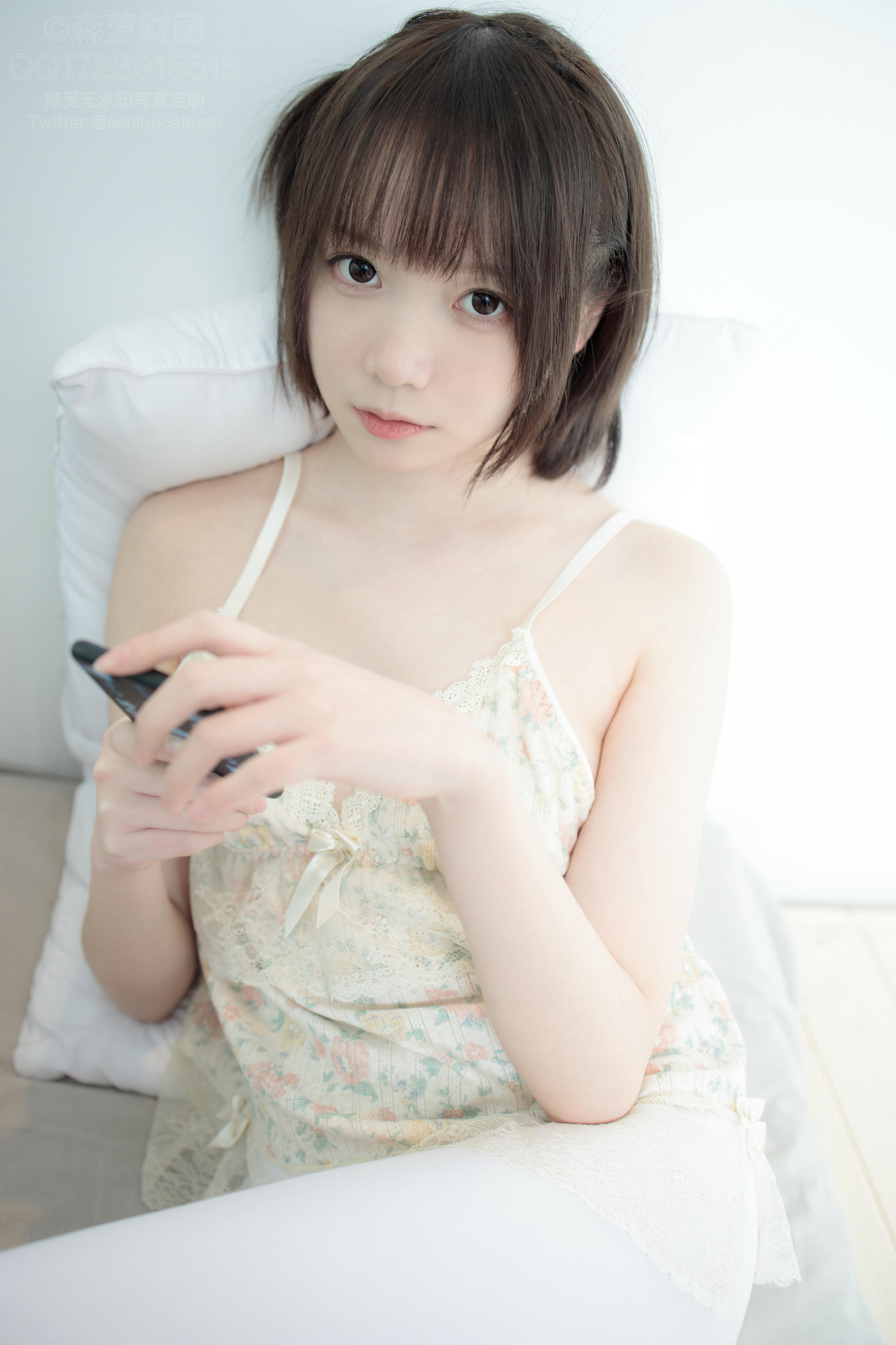 森萝财团 X-057 吊带短裙50D白丝 [83P1V-2.76GB]_第1集