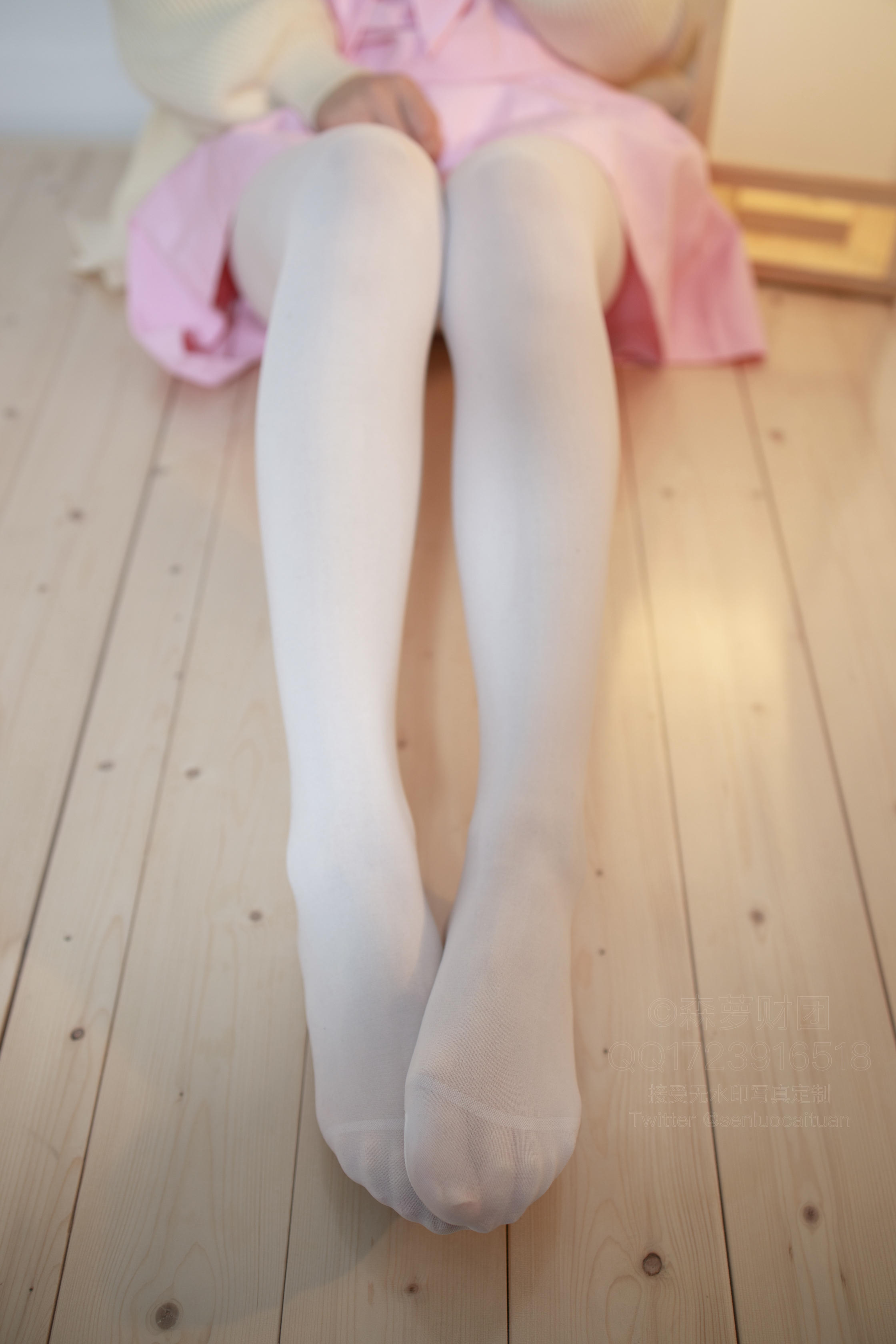 森萝财团 X-059 萝莉白丝80D [97P1V-2.52GB]_第2集