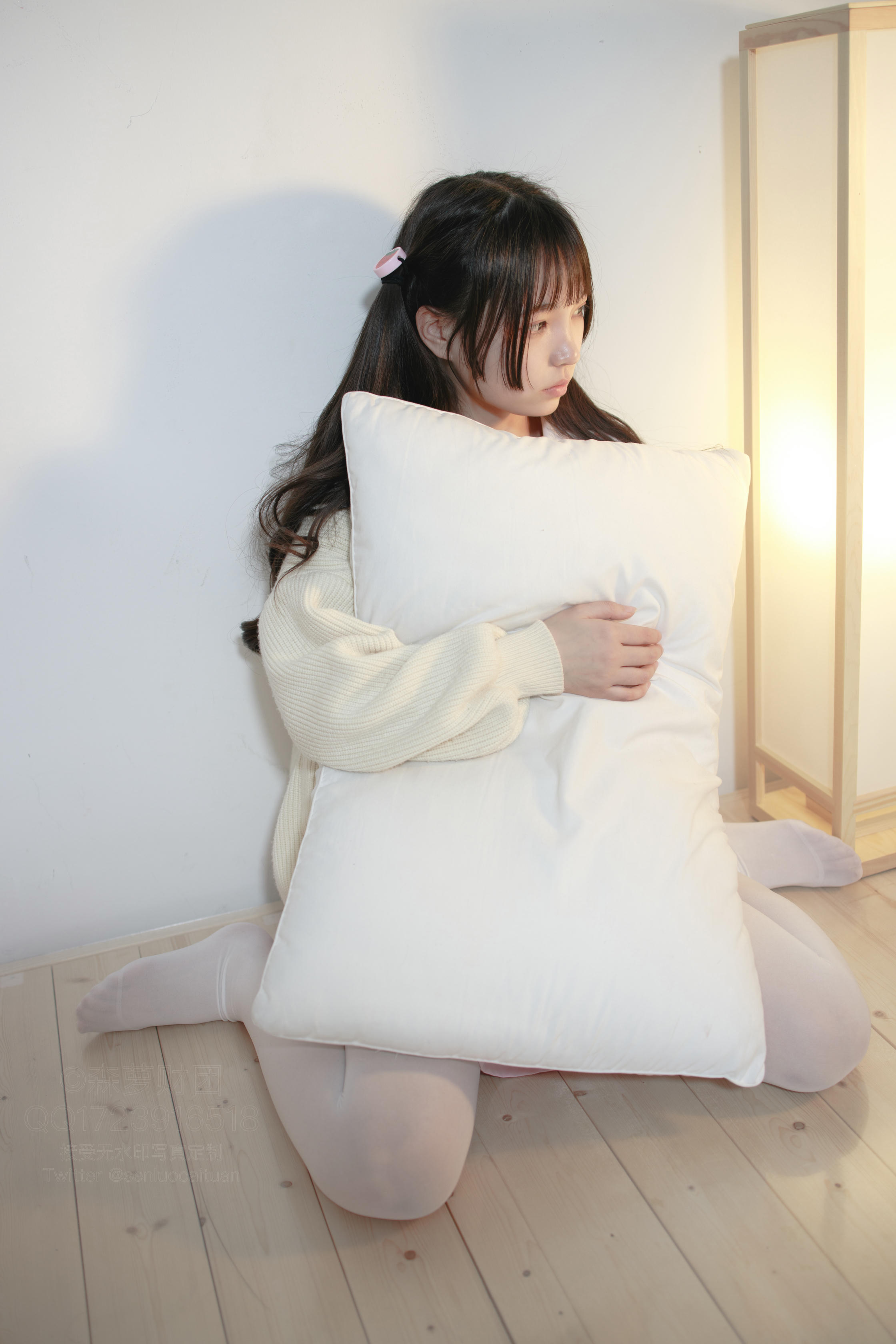 森萝财团 X-059 萝莉白丝80D [97P1V-2.52GB]_第4集