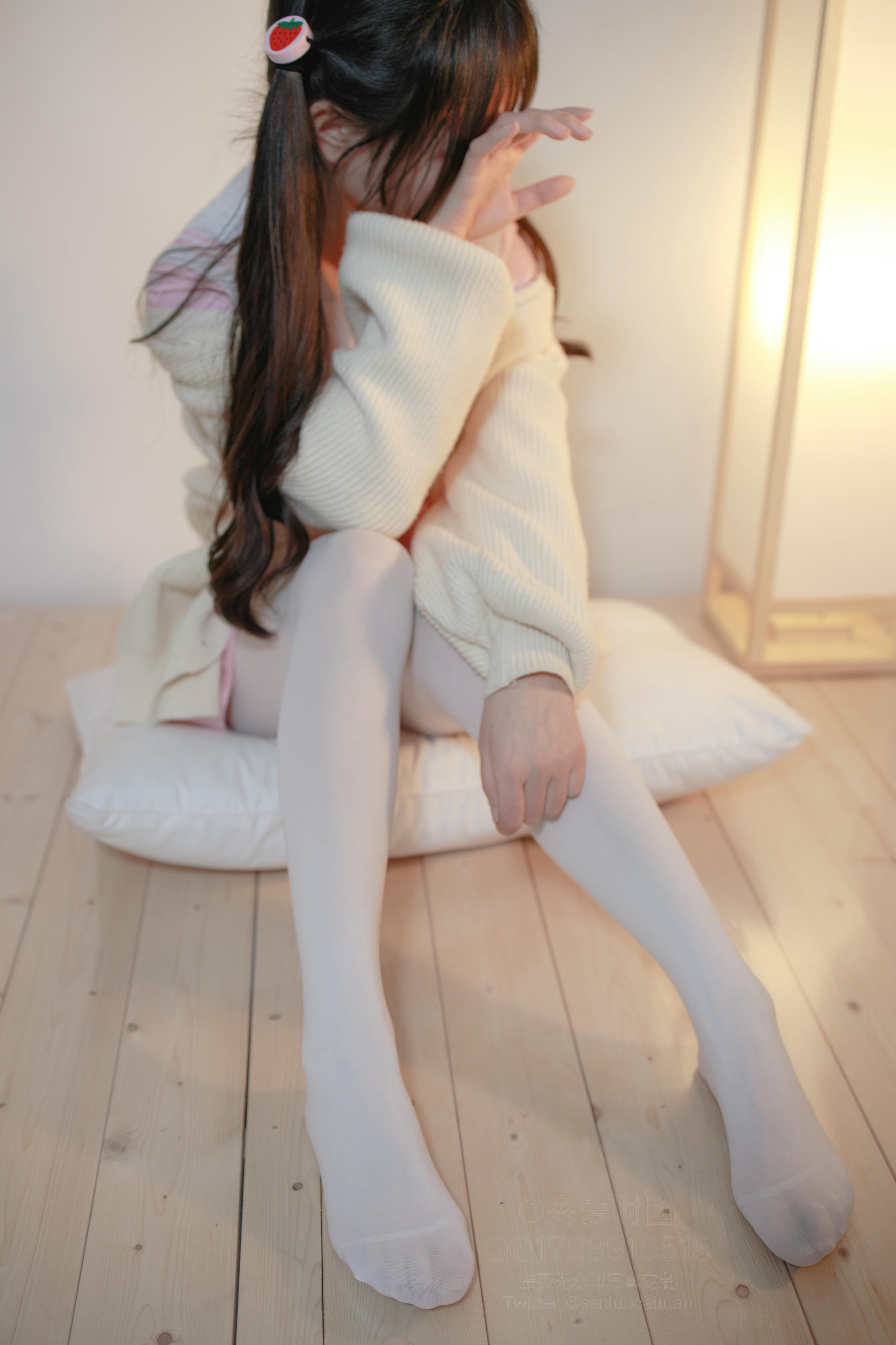 森萝财团 X-059 萝莉白丝80D [97P1V-2.52GB]_第5集