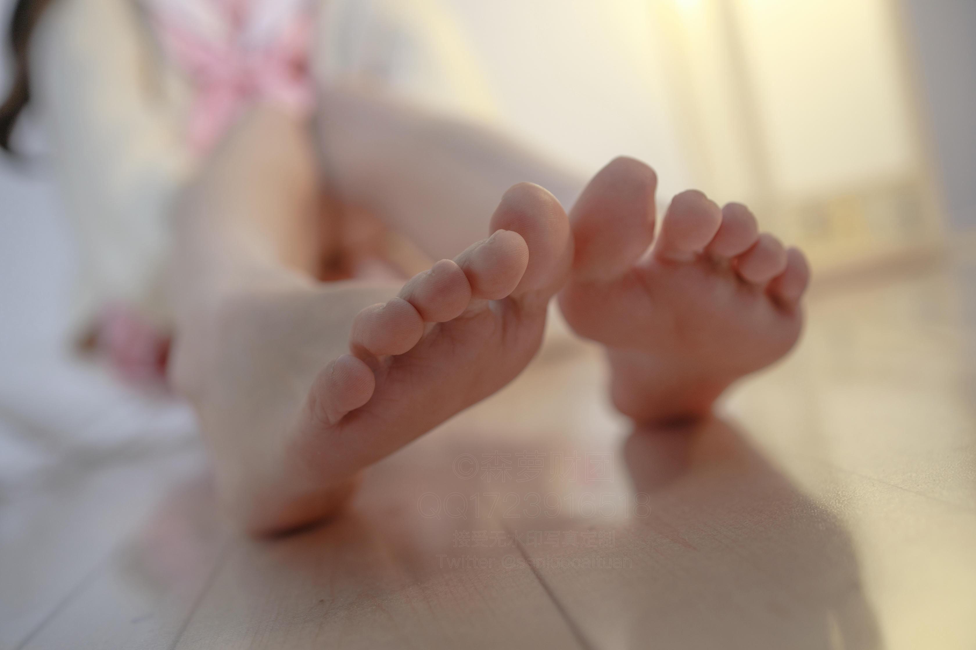 森萝财团 X-059 萝莉白丝80D [97P1V-2.52GB]_第5集