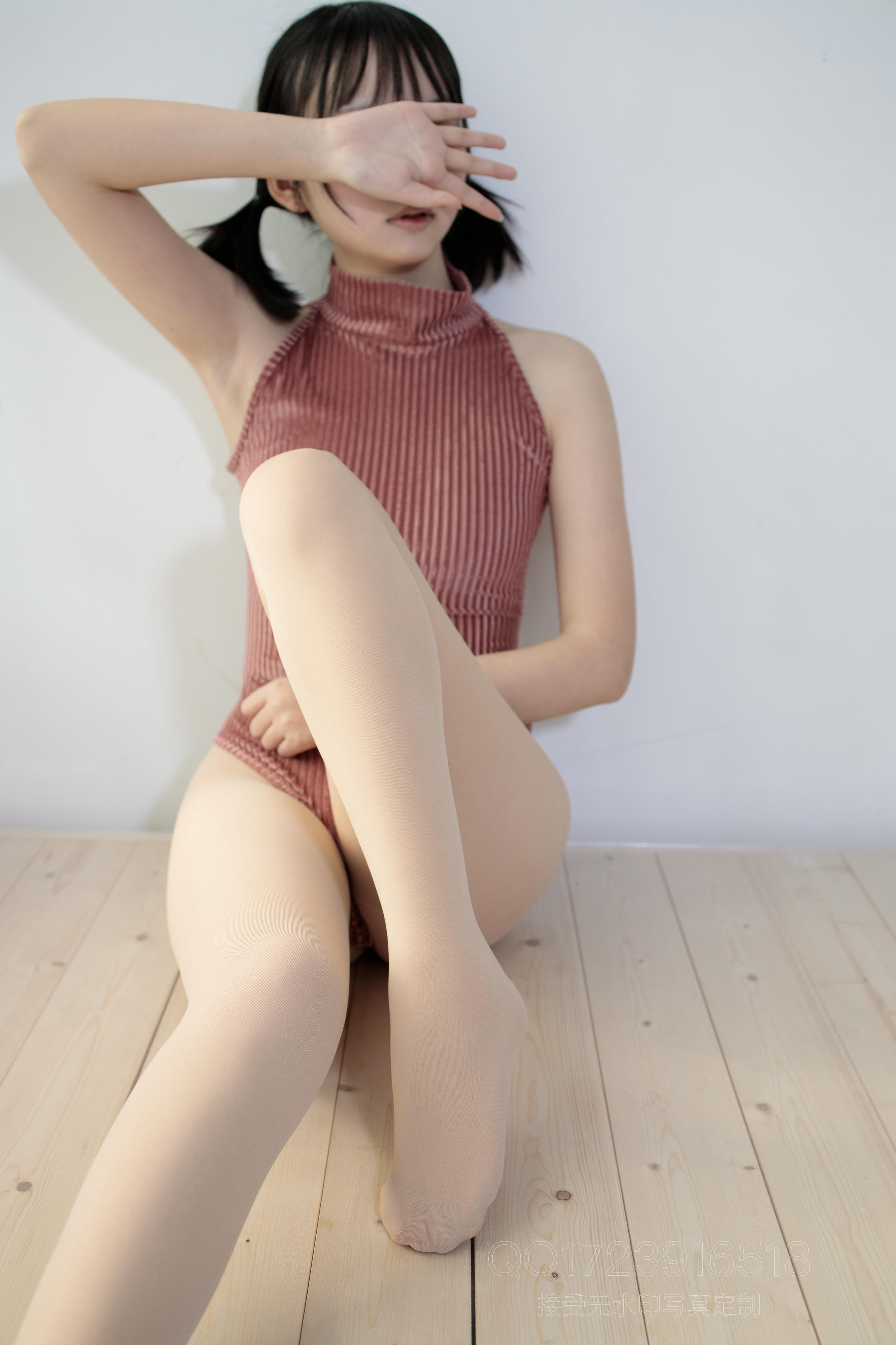 森萝财团 X-060 80D肉丝踩薯片 [101P1V-2.70GB]_第4集