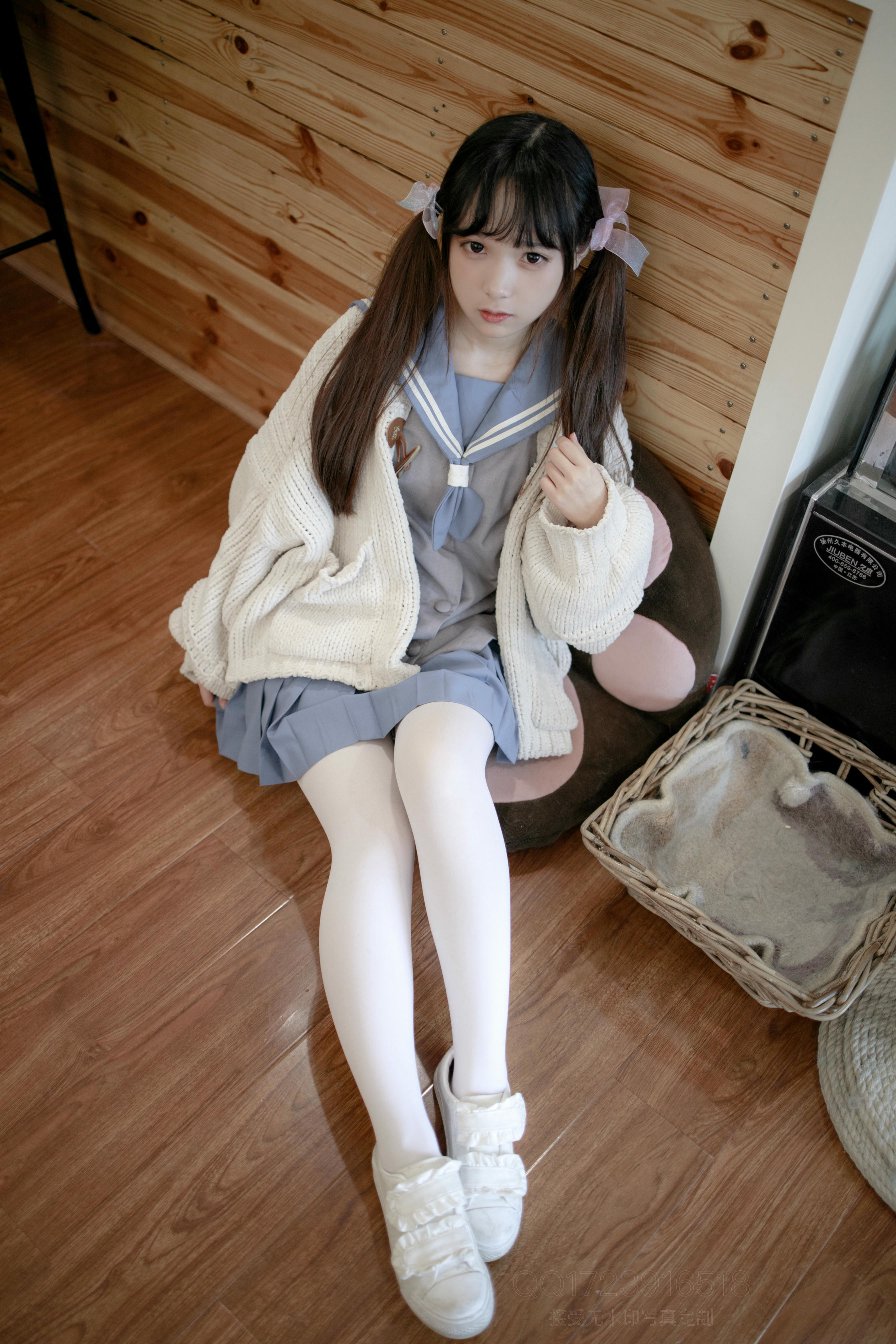 森萝财团 X-061 80D薄白丝 [65P1V-1.21GB]_第3集
