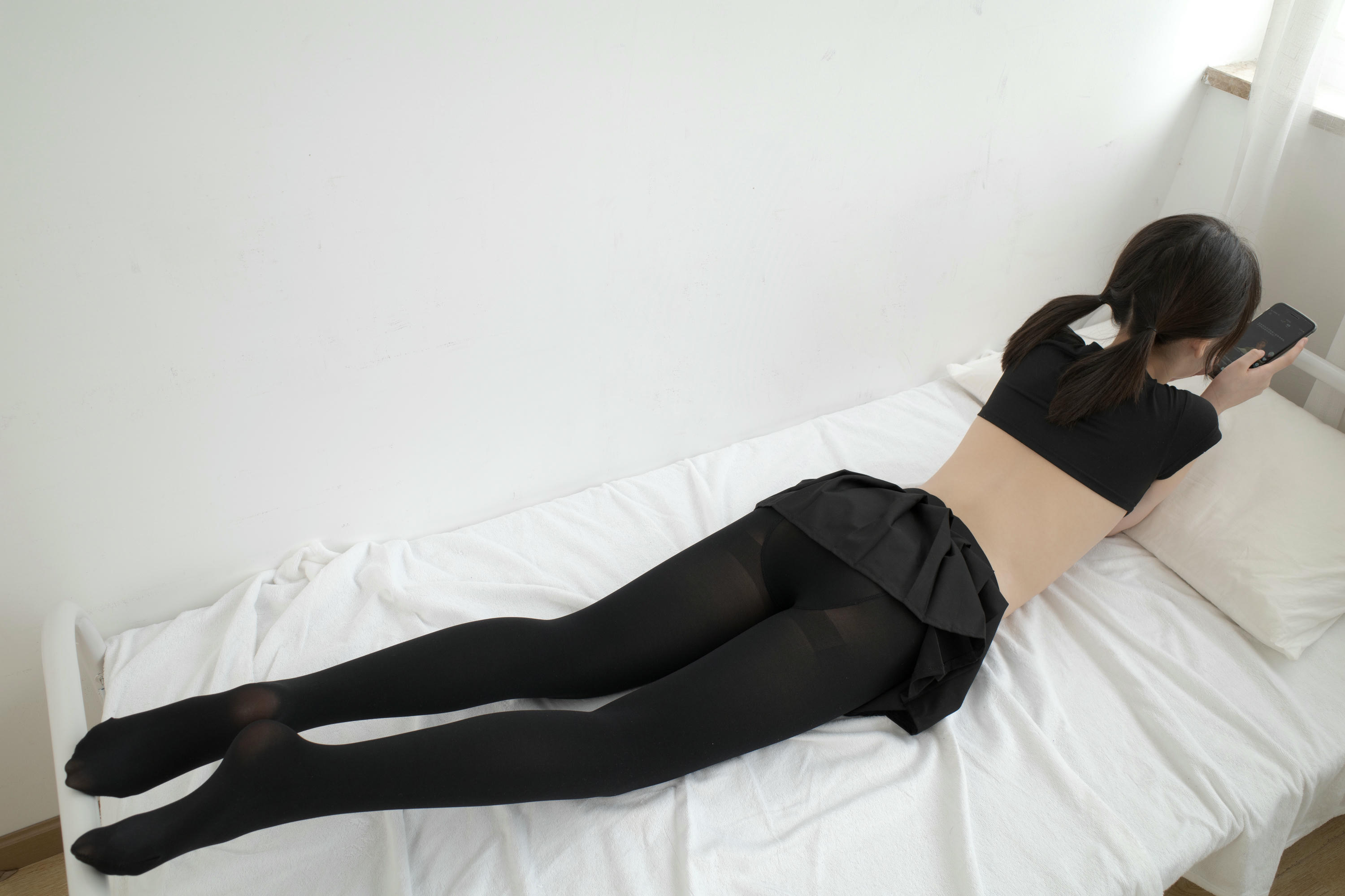 森萝财团 写真 内部 童颜巨乳 [200P1V-4.09G]_第3集