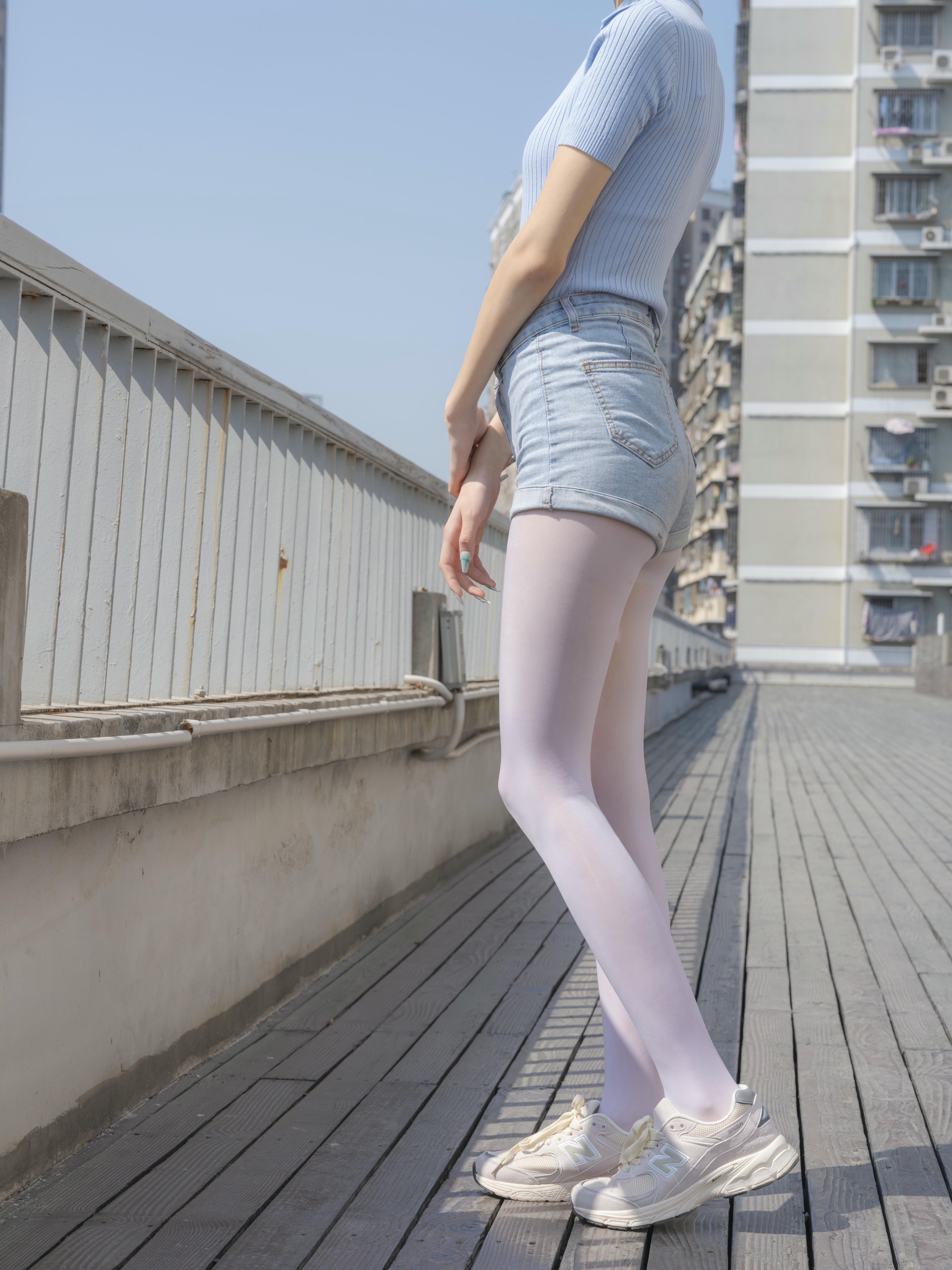 森萝财团 写真 媛媛 001 试拍 白丝 15D 超薄 超密植绒 [59P1V-3.20GB]_第1集