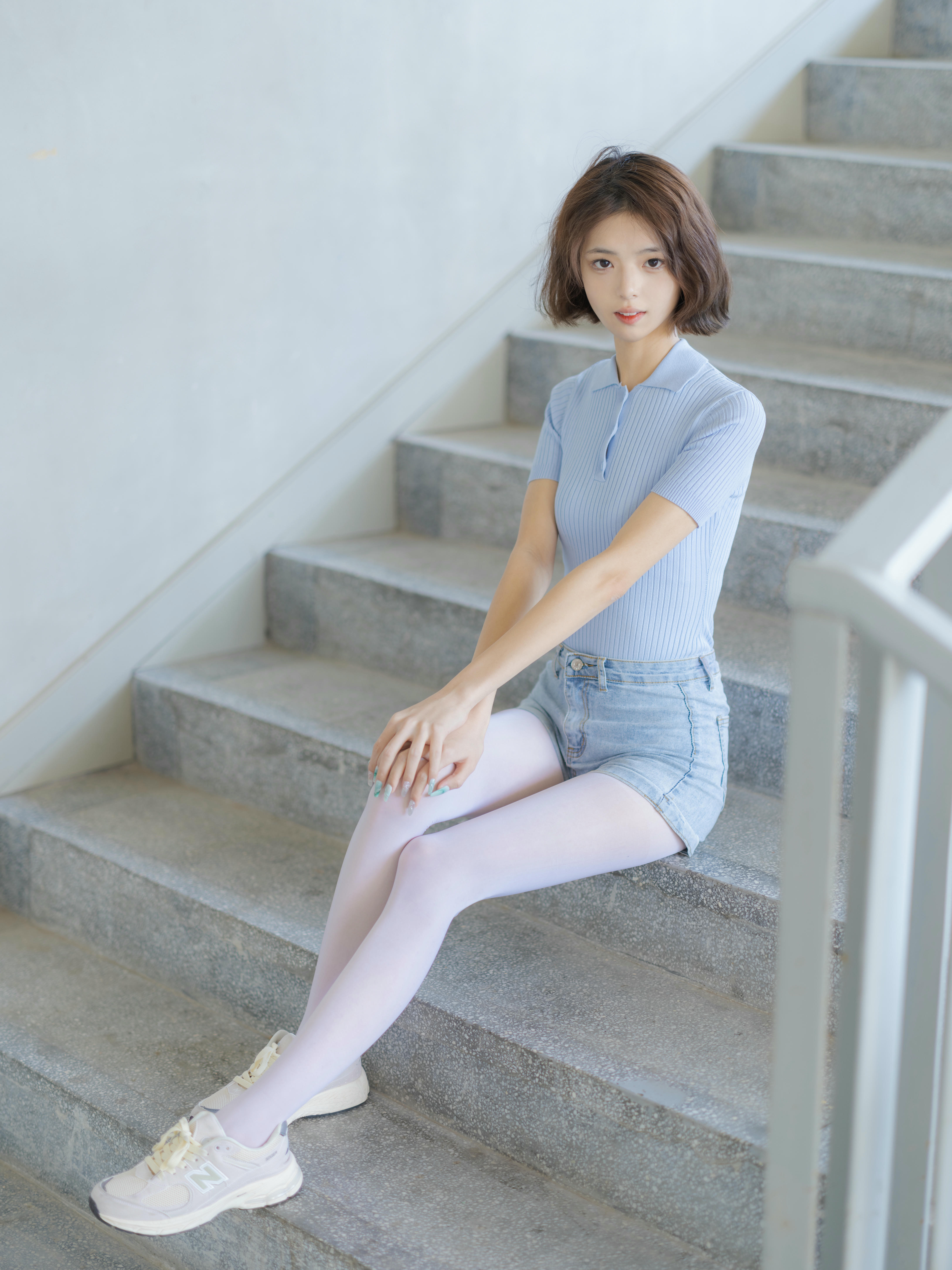 森萝财团 写真 媛媛 001 试拍 白丝 15D 超薄 超密植绒 [59P1V-3.20GB]_第1集